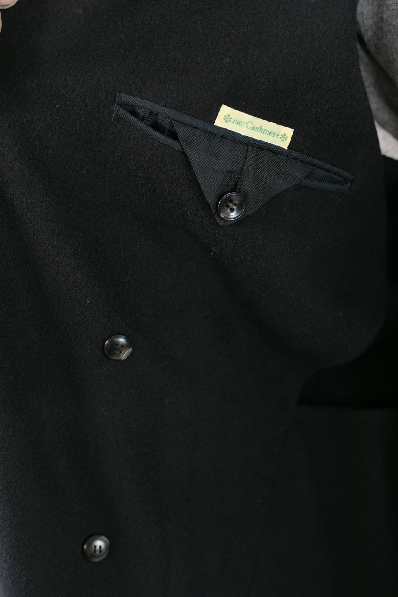 KITON Black Cashmere Double-Breasted Coat