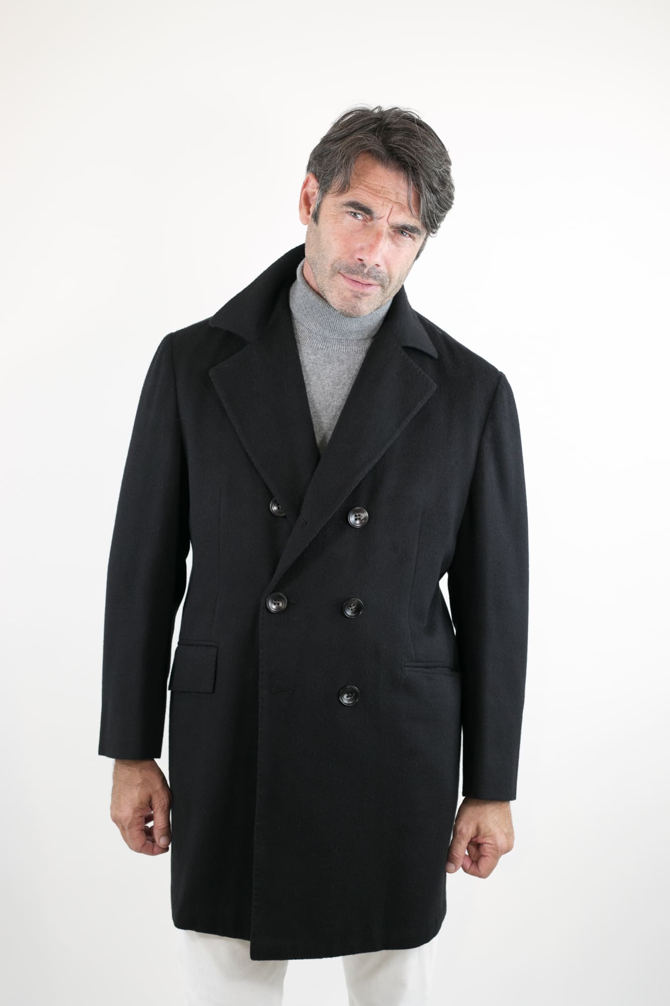 KITON Black Cashmere Double-Breasted Coat