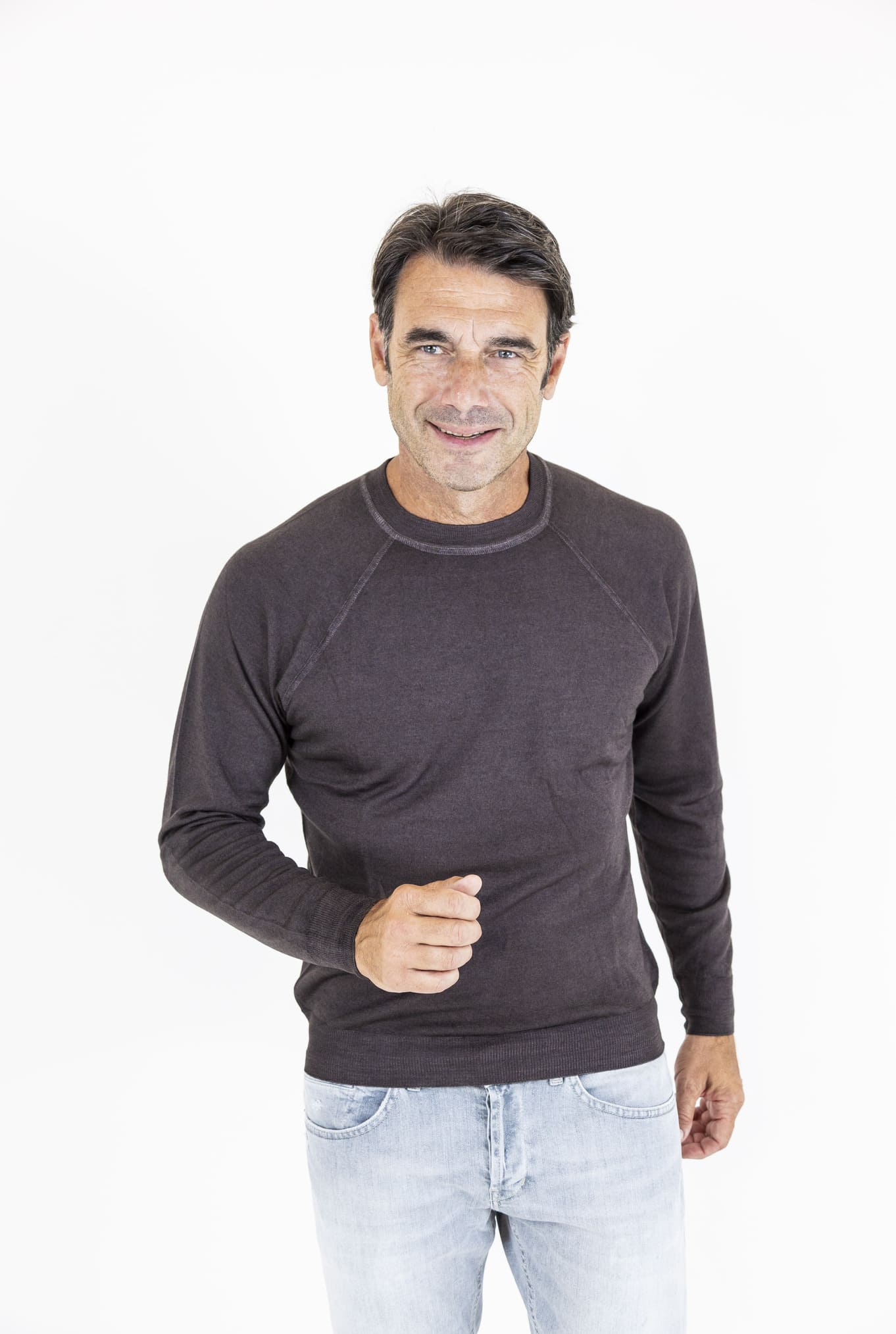 FEDELI Crewneck Raglan Dark Brown Washed Sweater