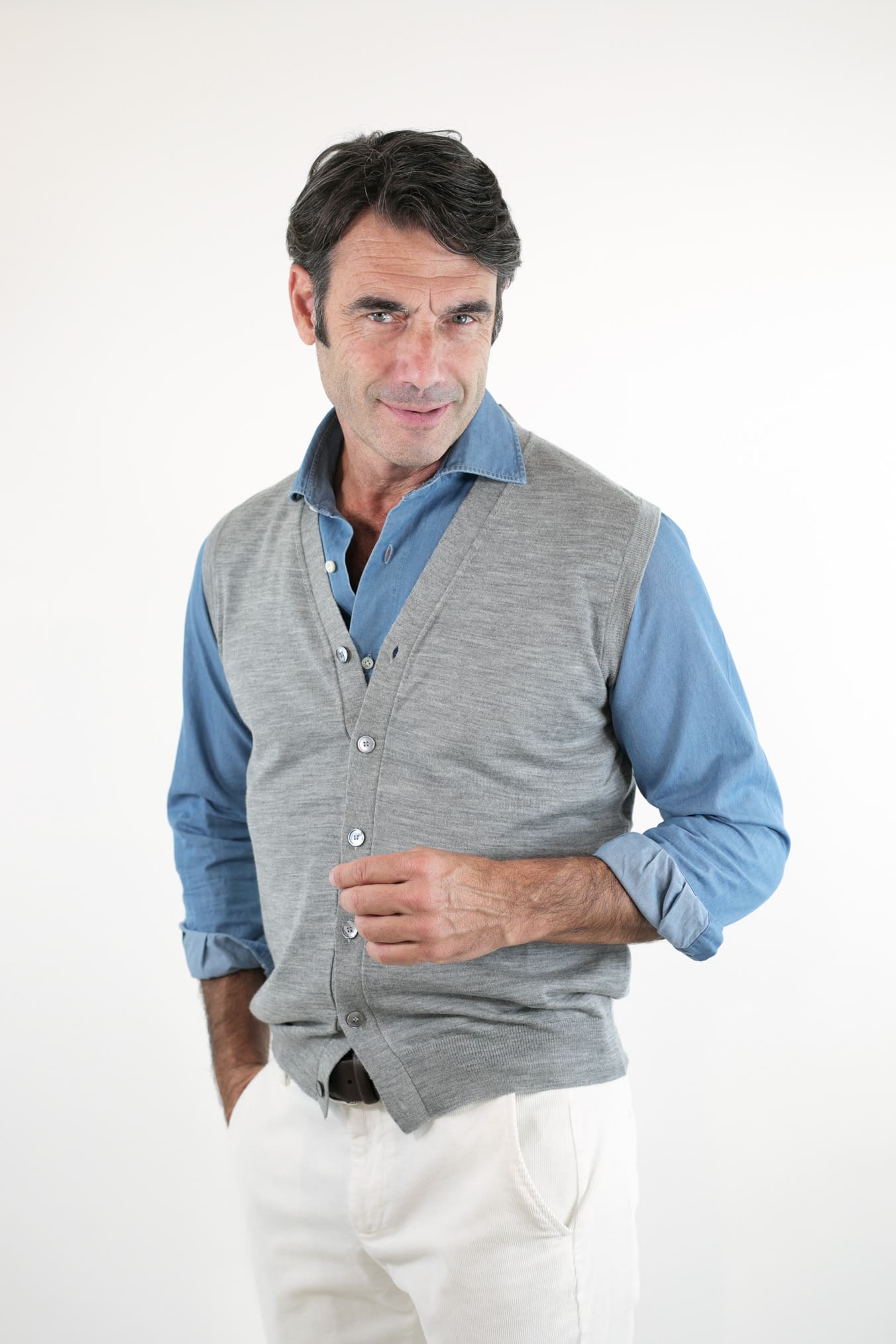 GUARINO Gilet con Bottoni Merino Extrafine Grigio Chiaro