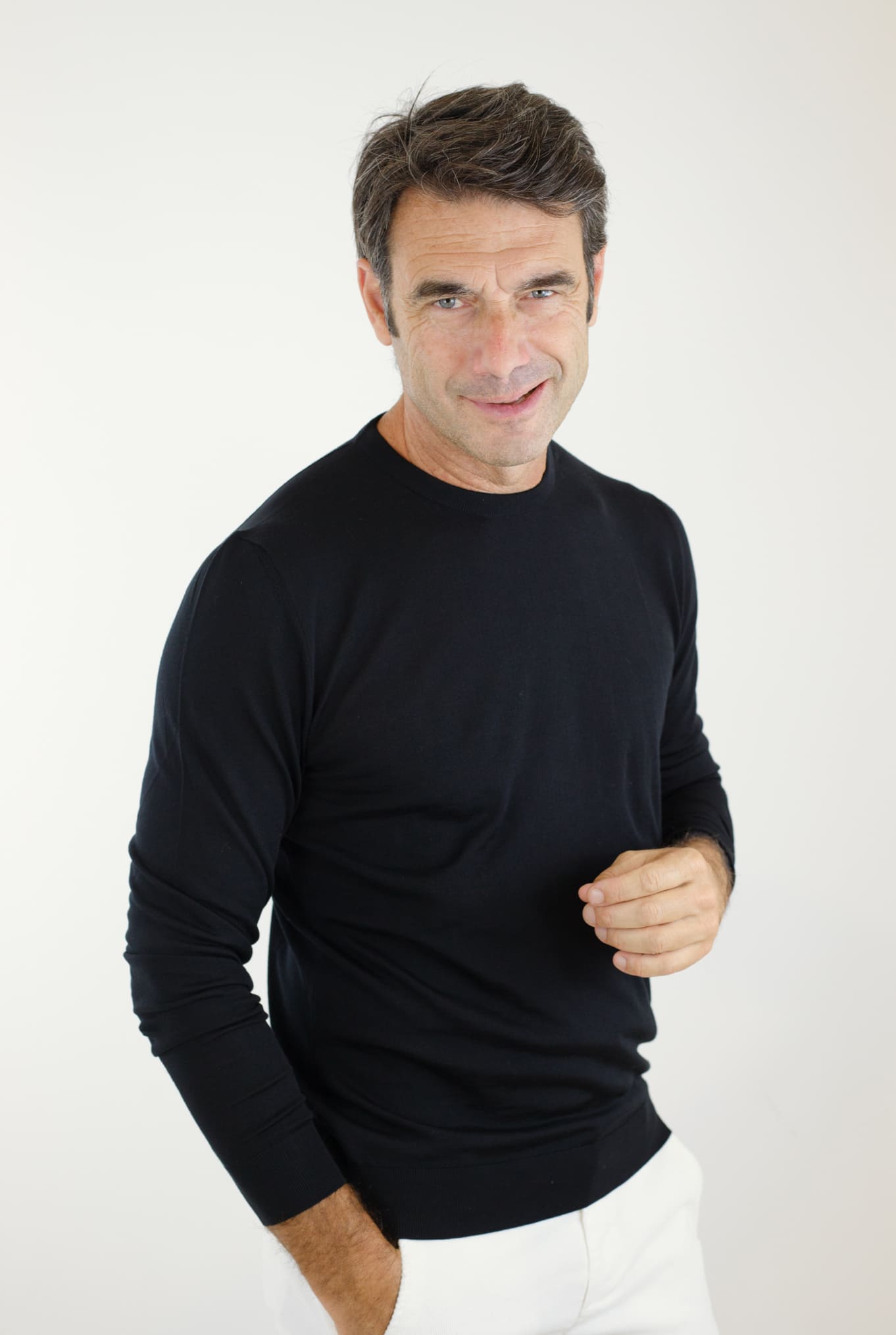 KITON Maglia GIrocollo Lana 14 Micron Nero