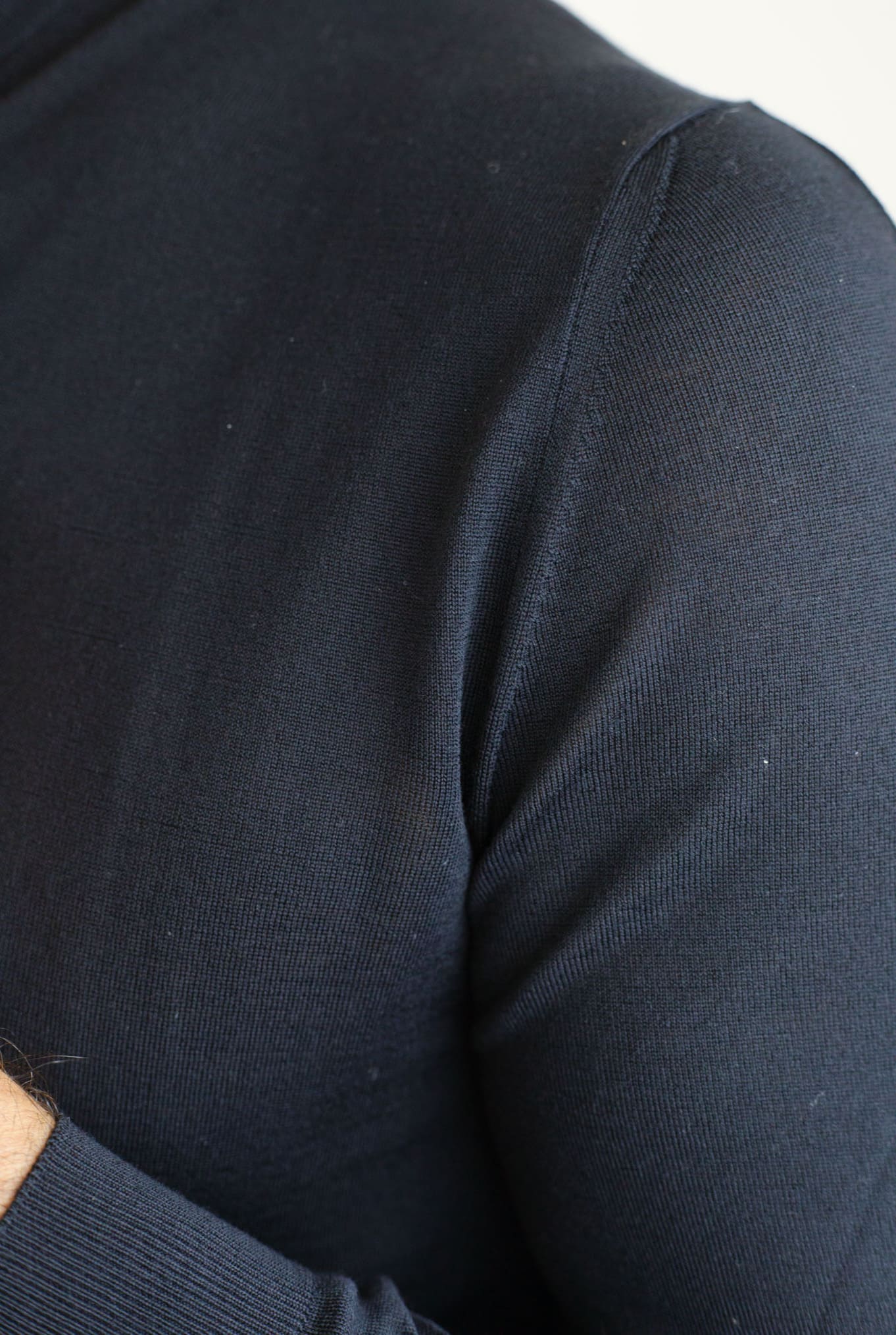 KITON Maglia GIrocollo Lana 14 Micron Nero