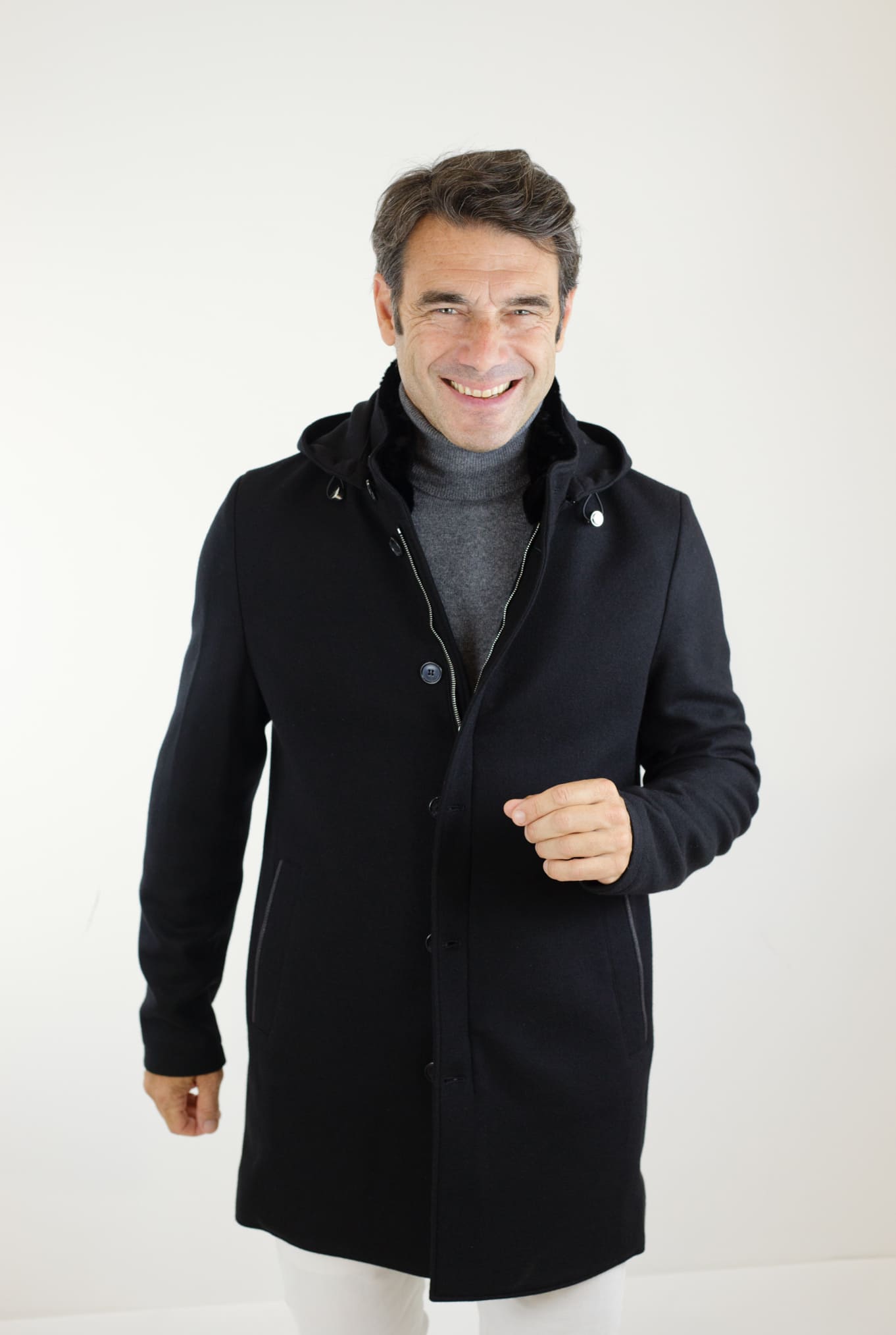 Cappotto in Jersey di Cashmere Cappuccio Removibile Nero