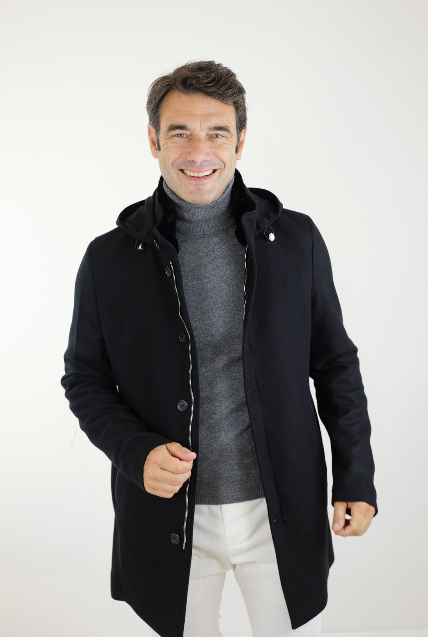 Cappotto in Jersey di Cashmere Cappuccio Removibile Nero