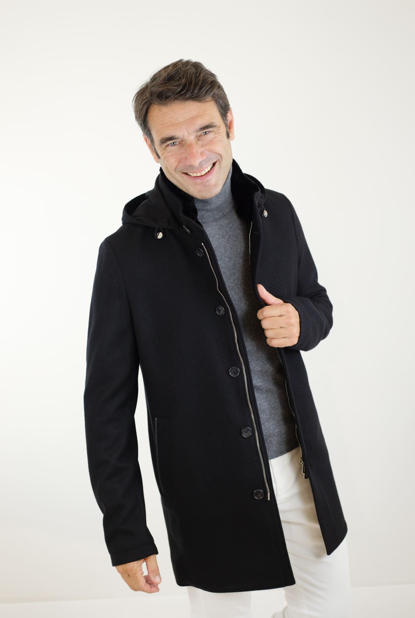 Cappotto in Jersey di Cashmere Cappuccio Removibile Nero