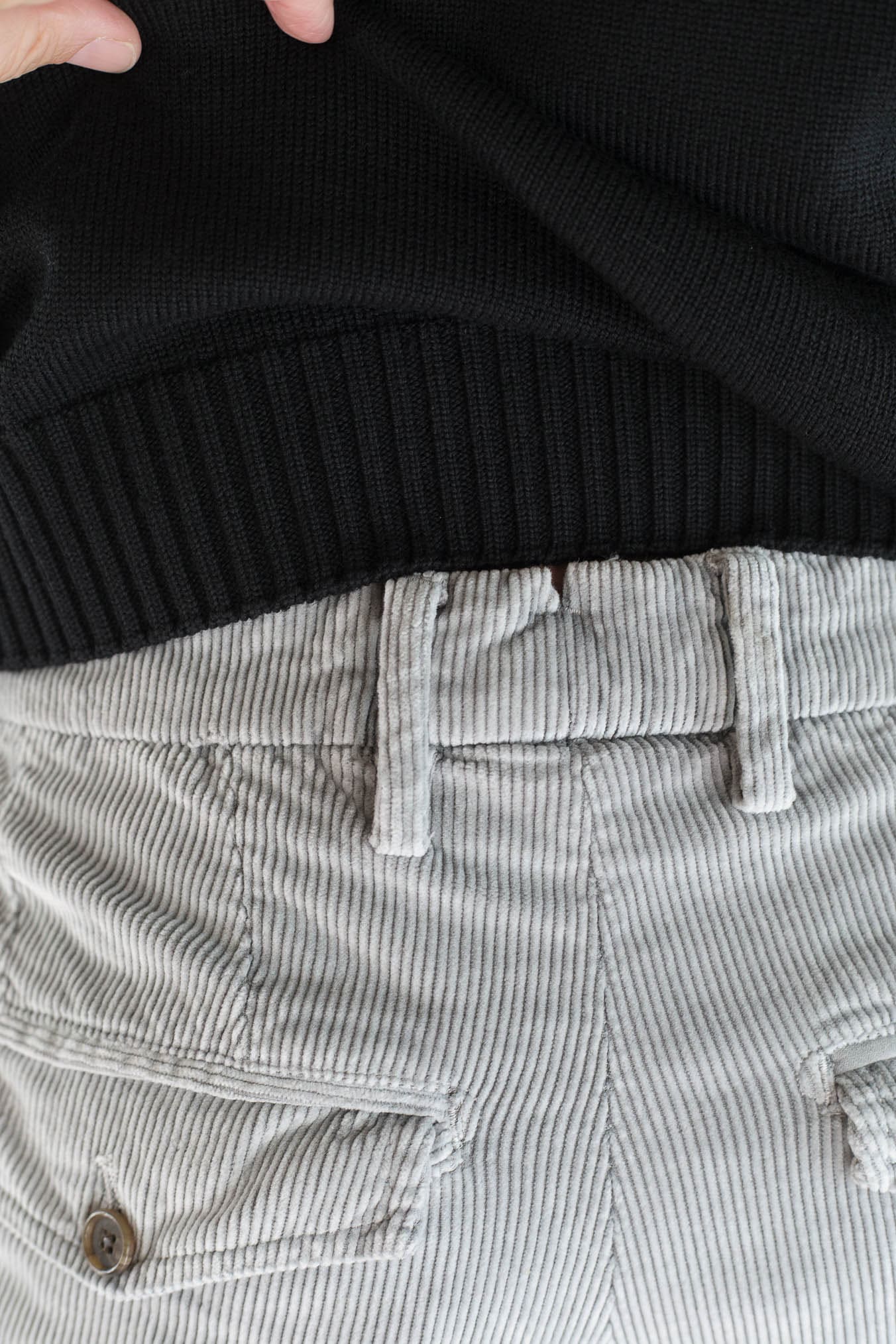 MYTHS Pantaloni Velluto Lavato Grigio