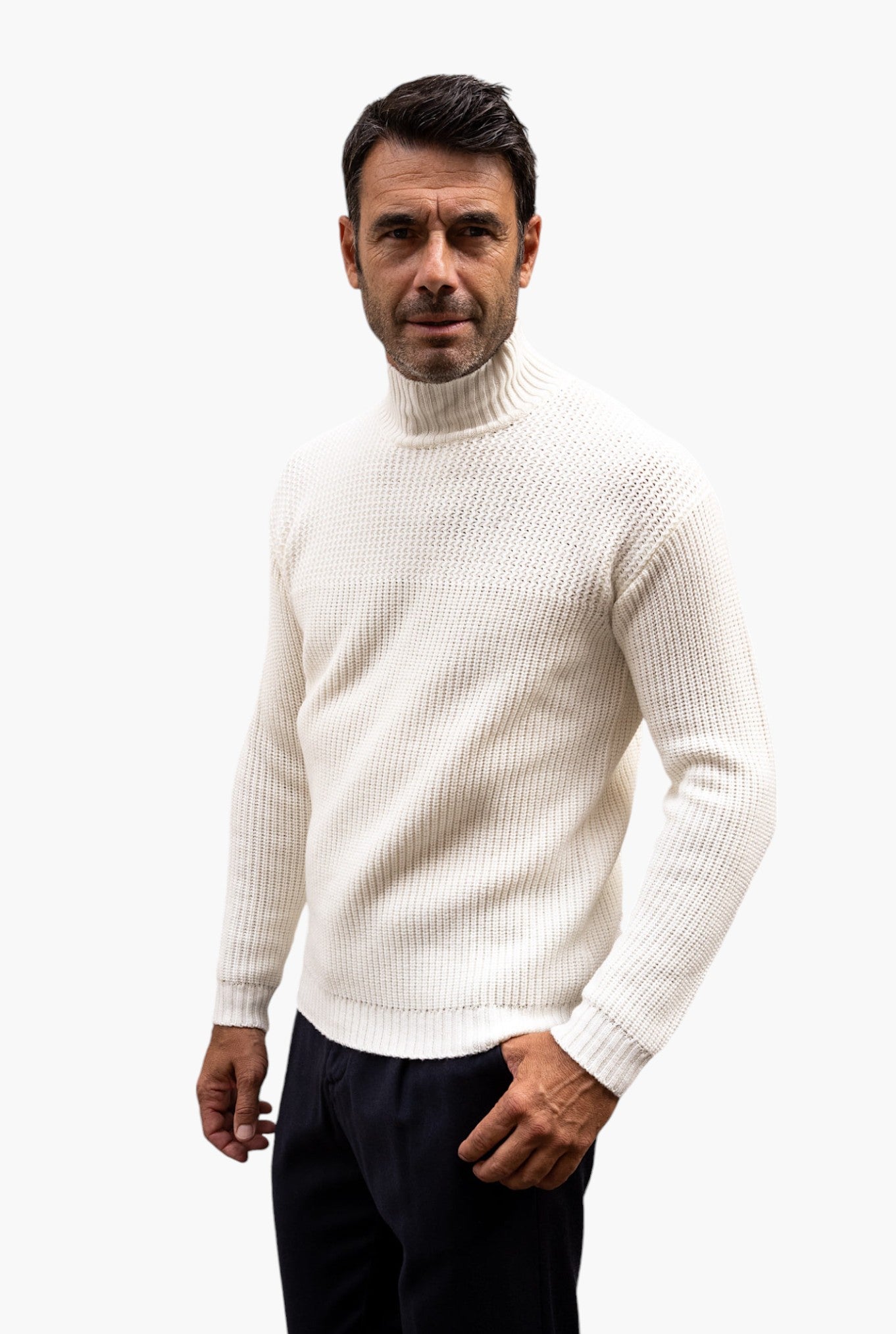 Torn White Wool Crater Neck Pullover