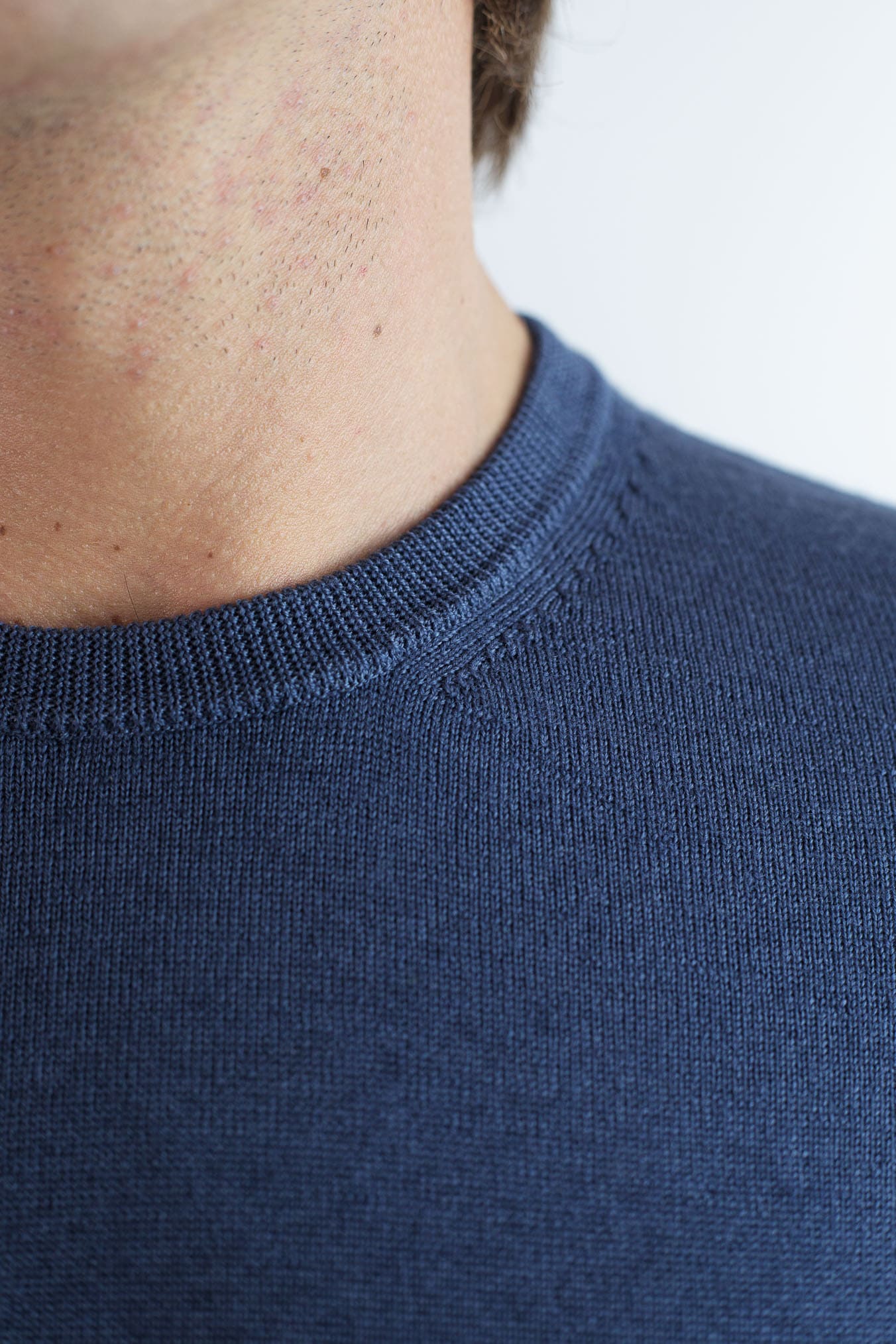 DRUMOHR Maglia Girocollo Lana Merinos Extrafine Blu Ocean