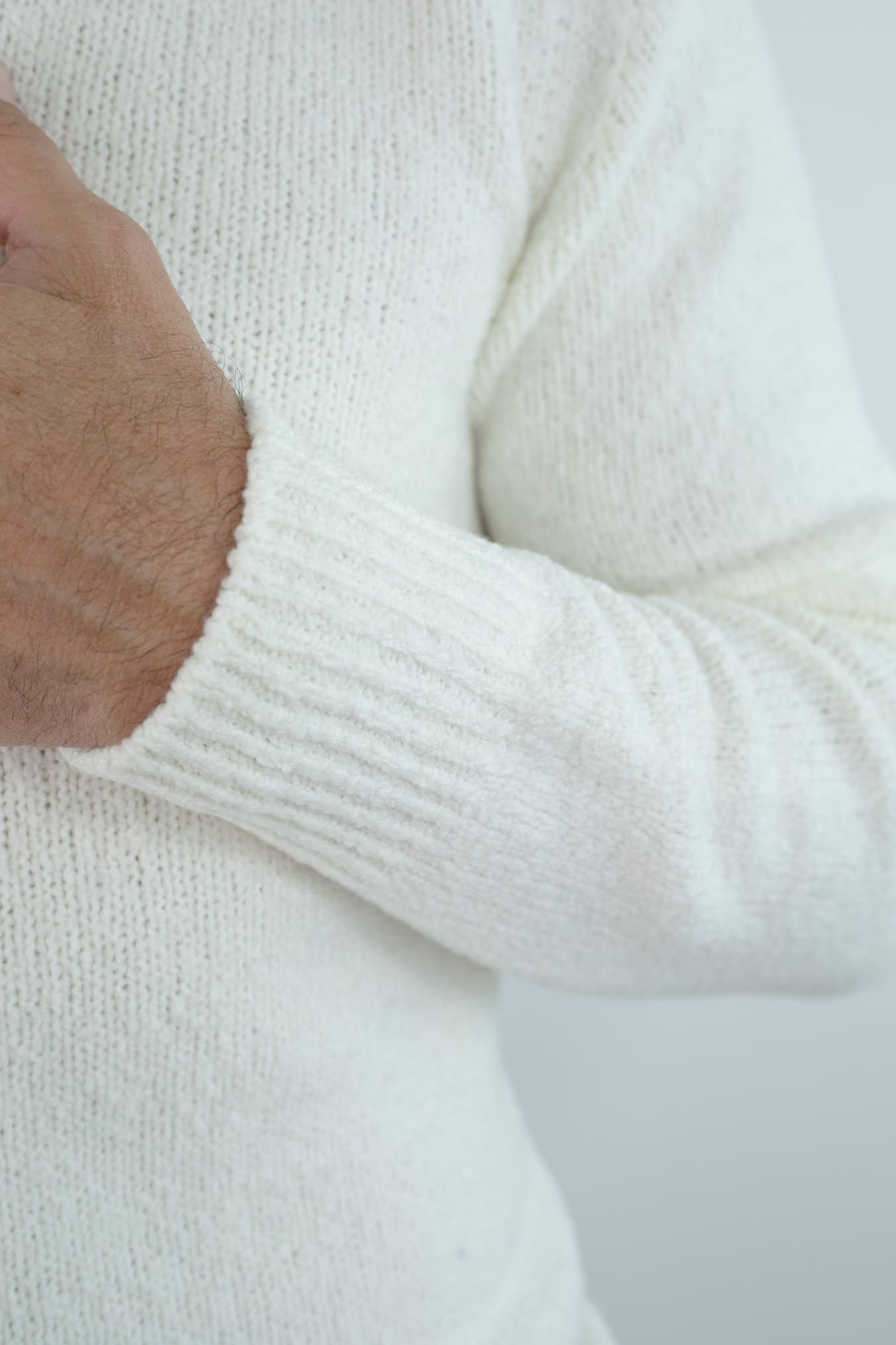 DRUMOHR Maglia Scollo V Malfilè Lana Merinos Bianco