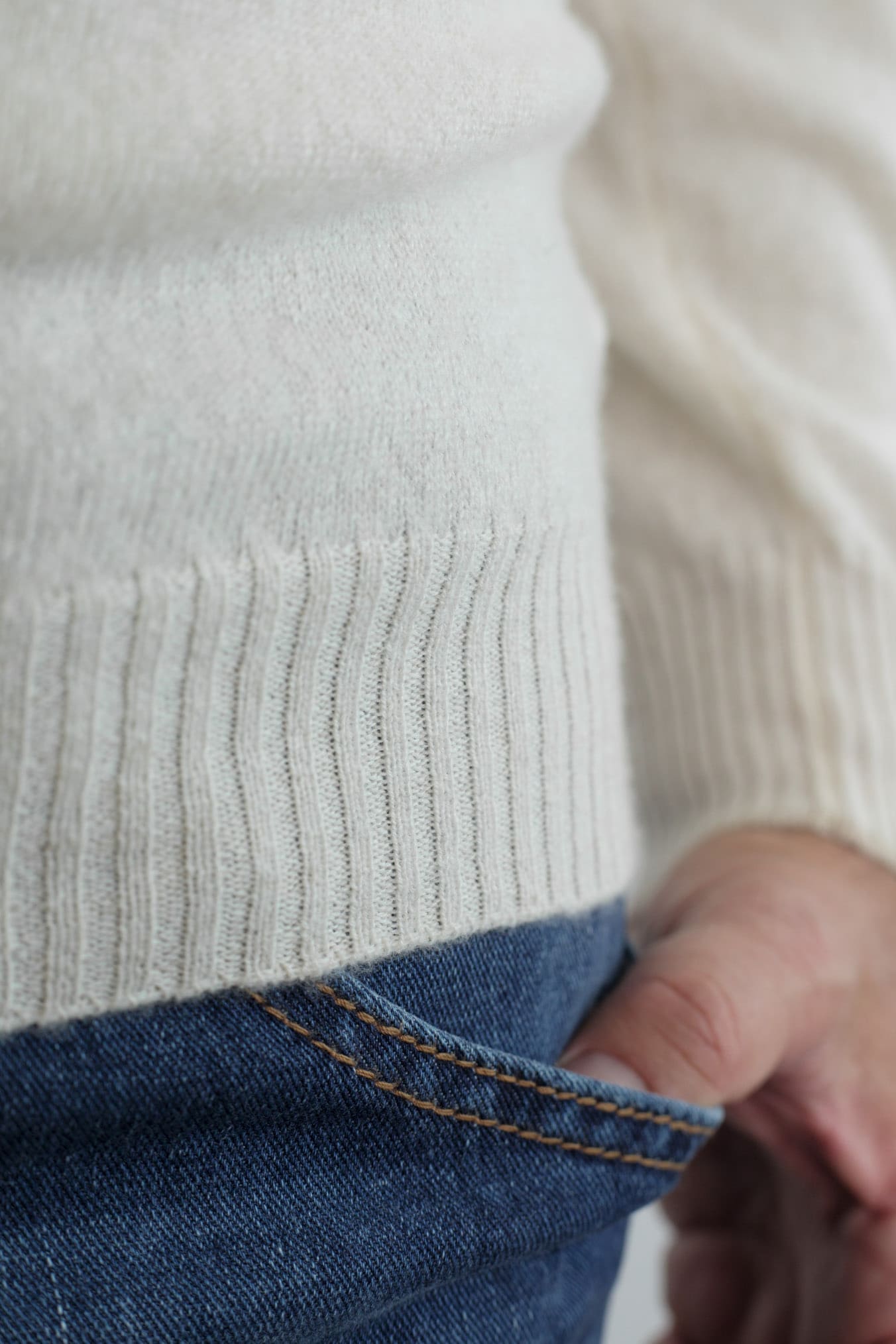 FEDELI Maglia Girocollo Cashmere Persia "Argentina" Panna