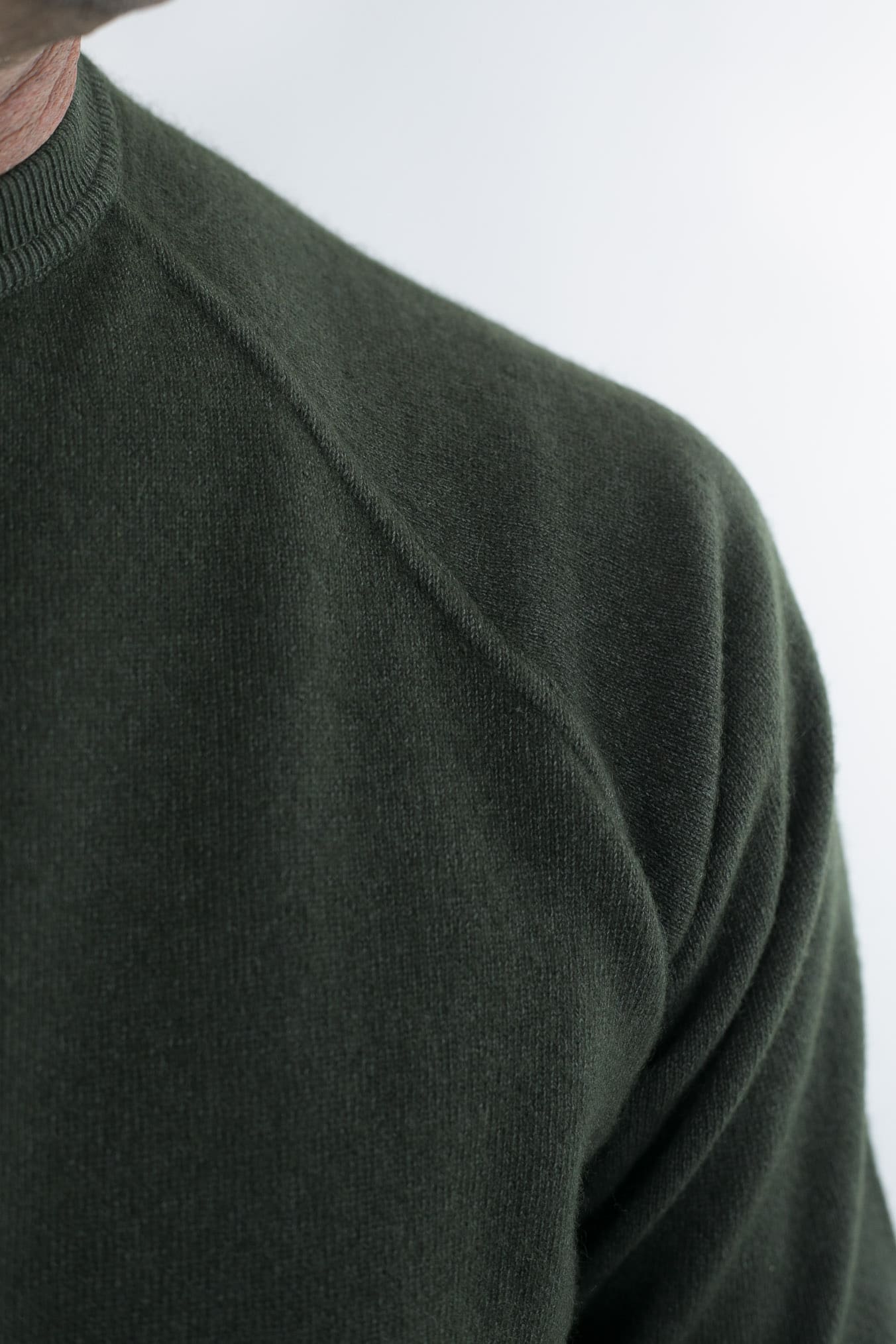 GUARINO Girocollo Raglan Cashmere Old Dyed Verde Loden