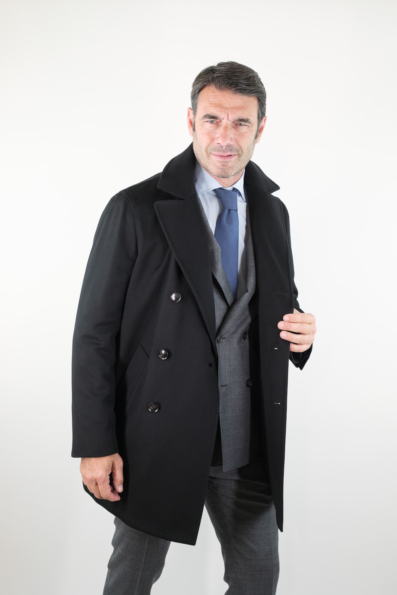 GUARINO Cappotto Doppiopetto Tessuto Loro Piana Nero