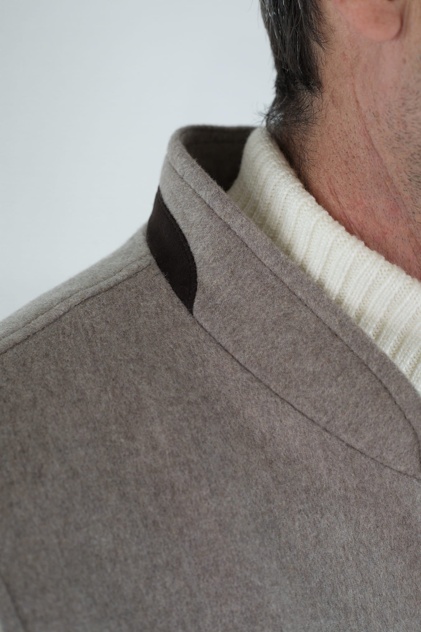 GUARINO Gilet Cashmere Loro Piana Beige