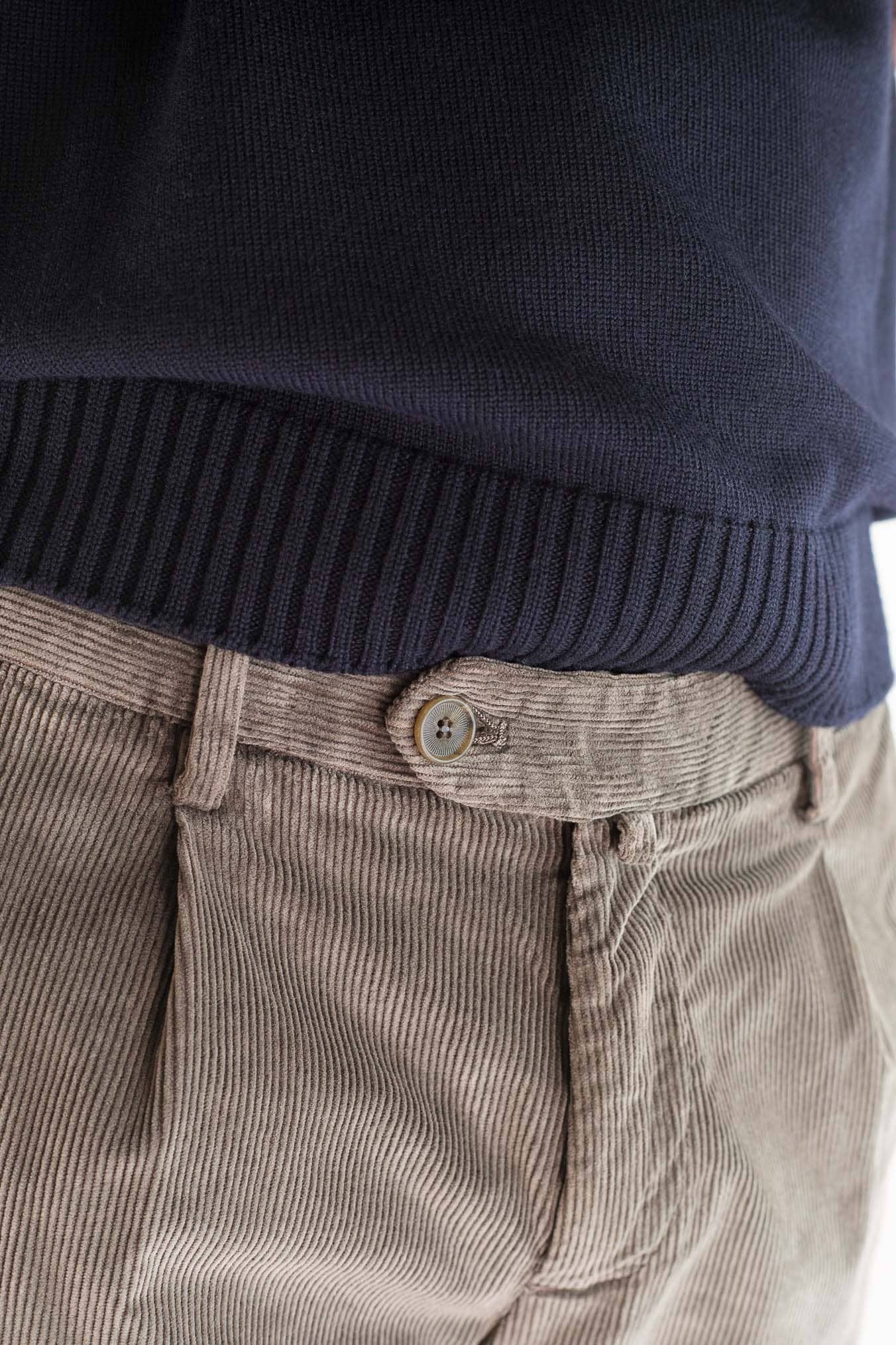 MYTHS Pantaloni Velluto Lavato Marrone