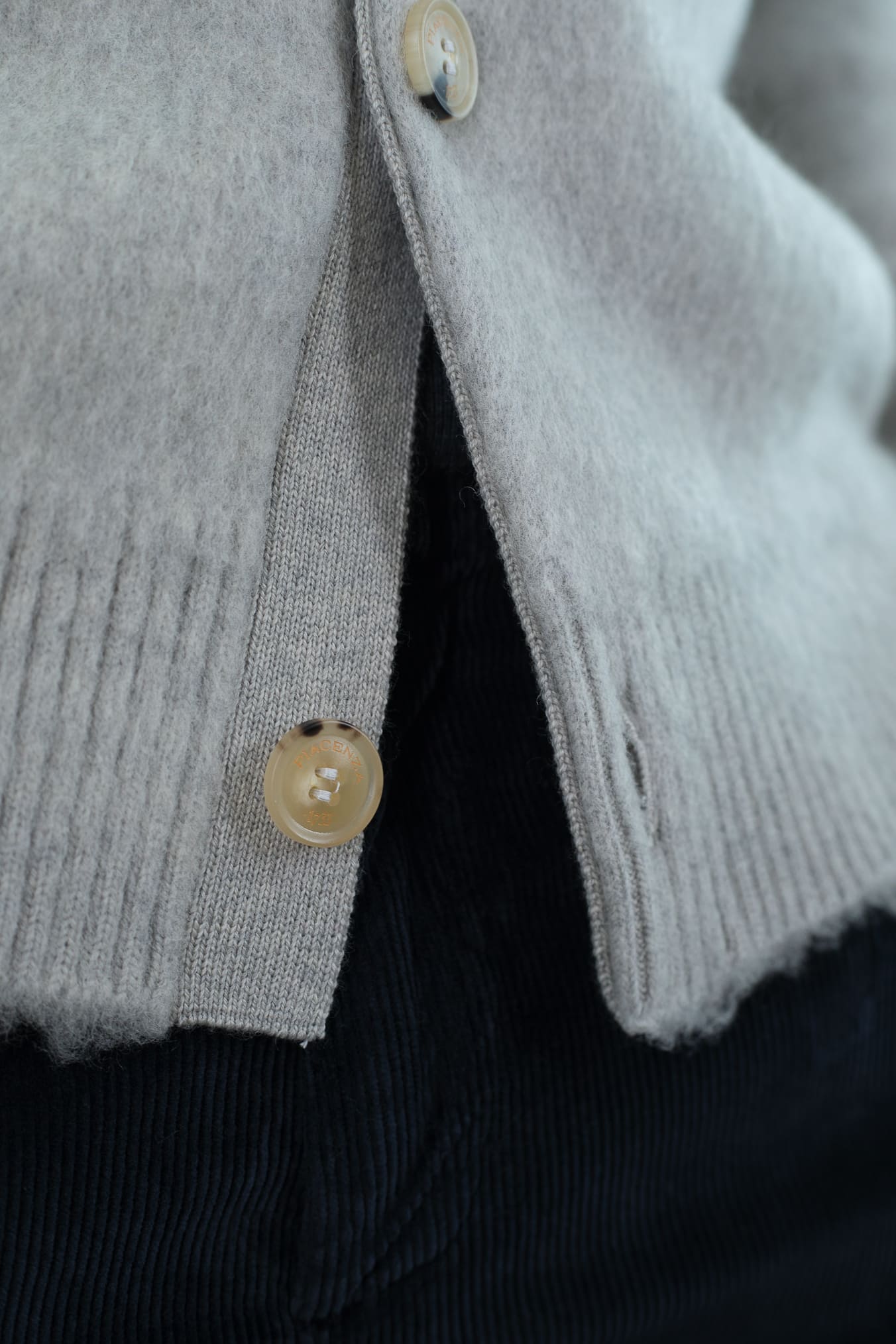 PIACENZA CASHMERE Cardigan Lana Grattata Gesso