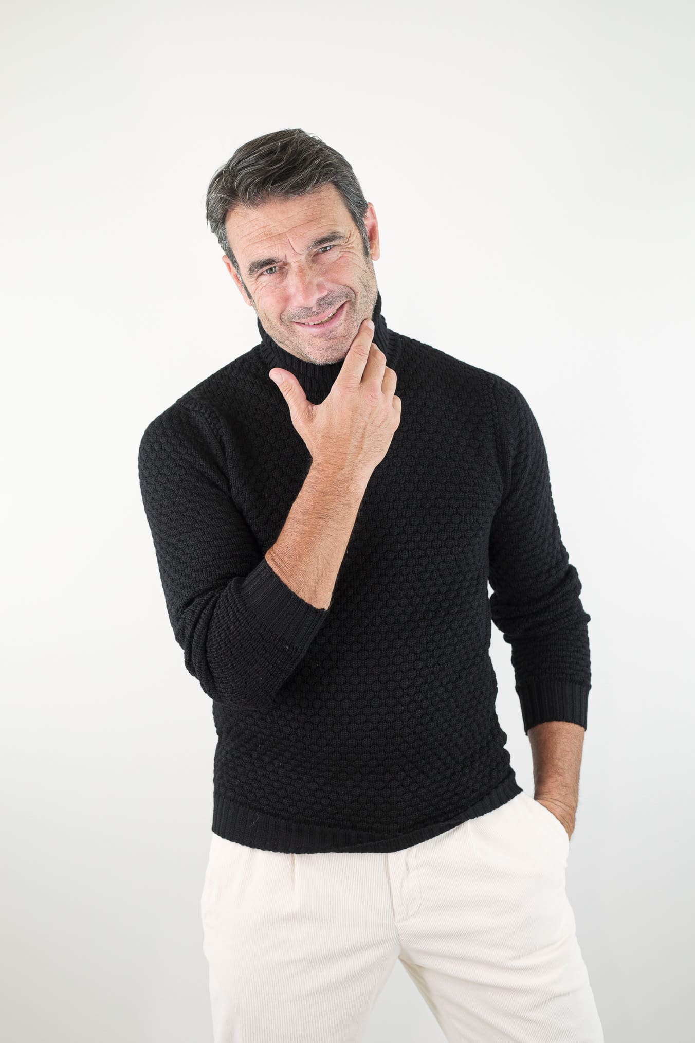 RAKKI' Dolcevita "Hubbel" Nido D'Ape Merinos Nero