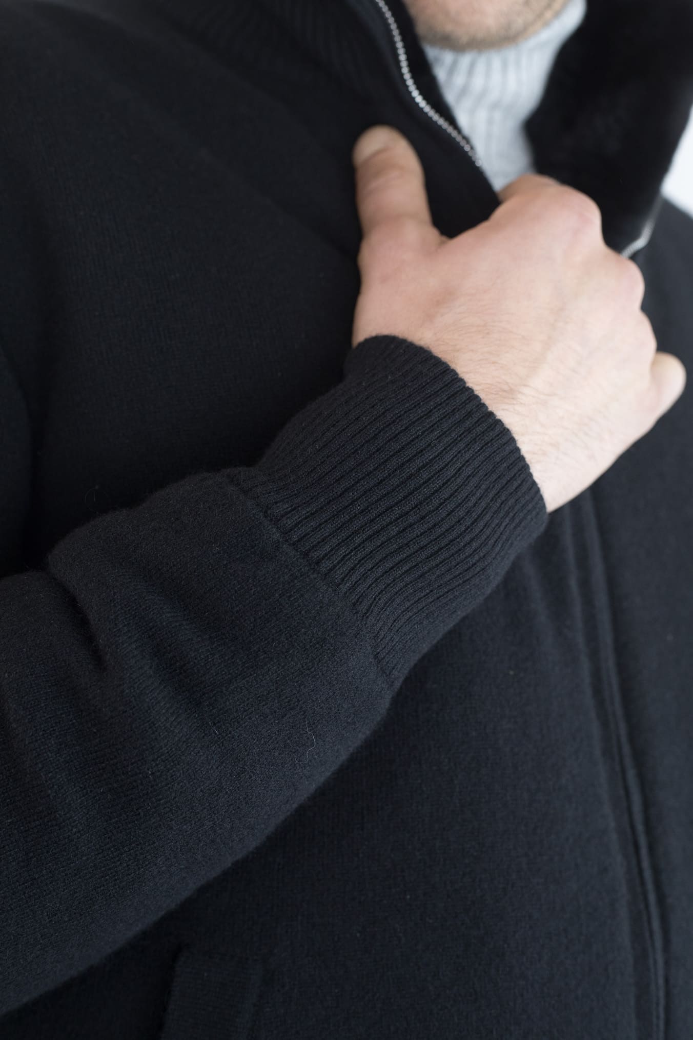 SVEVO PARMA Bomber Maglia Cashmere Castorino Nero