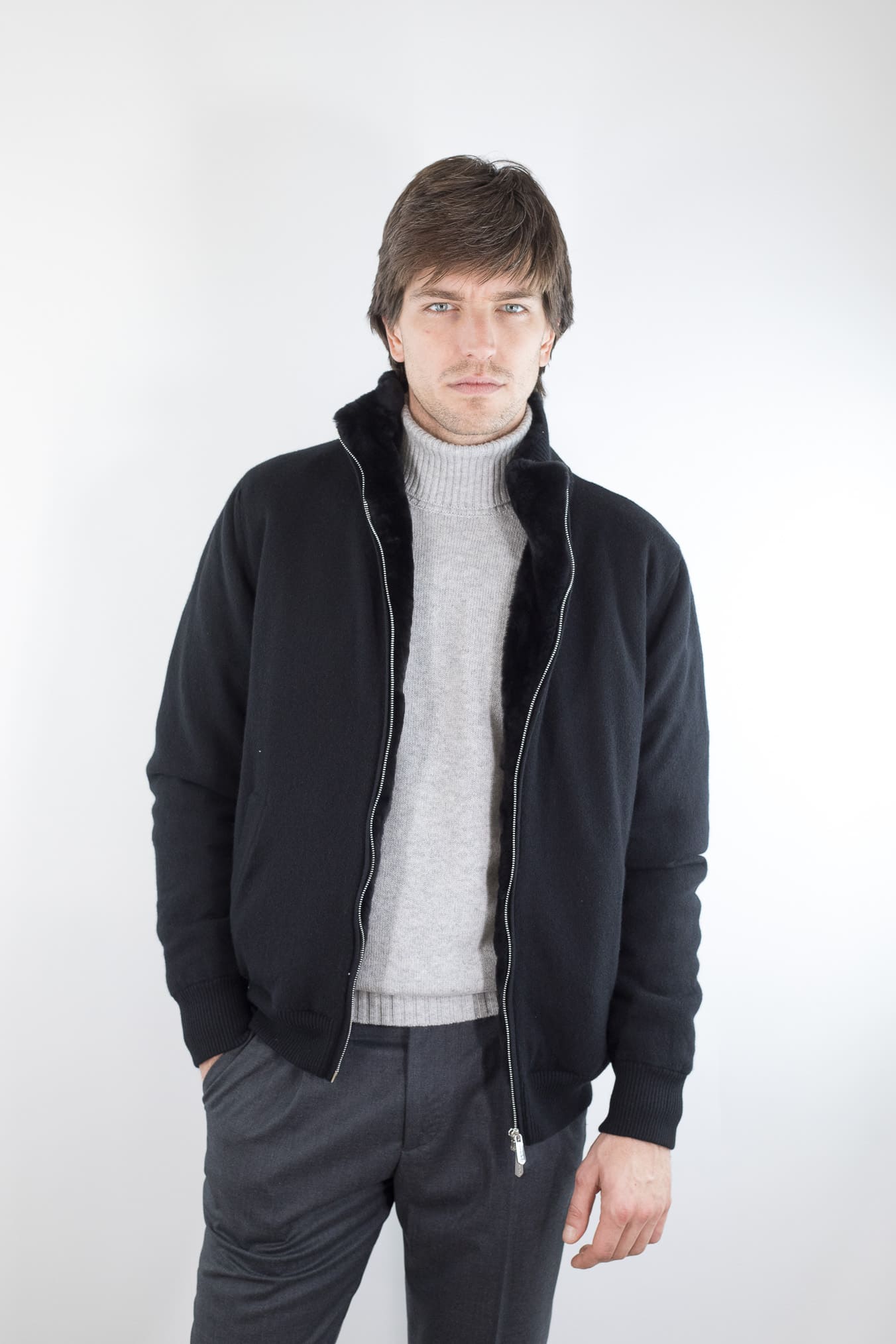 SVEVO PARMA Bomber Maglia Cashmere Castorino Nero