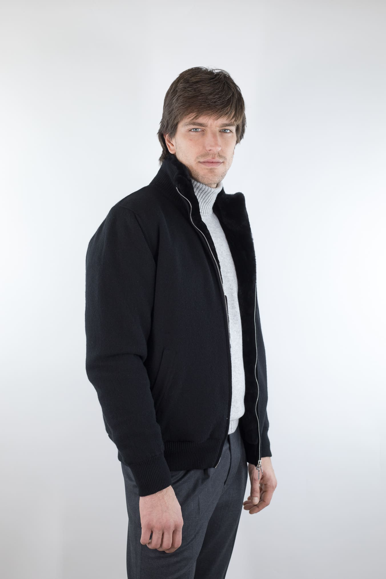 SVEVO PARMA Bomber Maglia Cashmere Castorino Nero