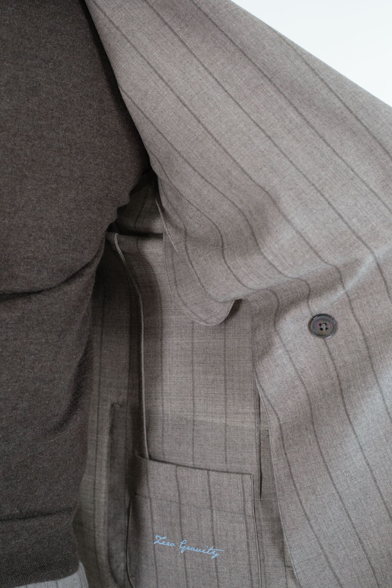 TOMBOLINI Abito Doppiopetto Gessato "Zero Gravity" Tortora