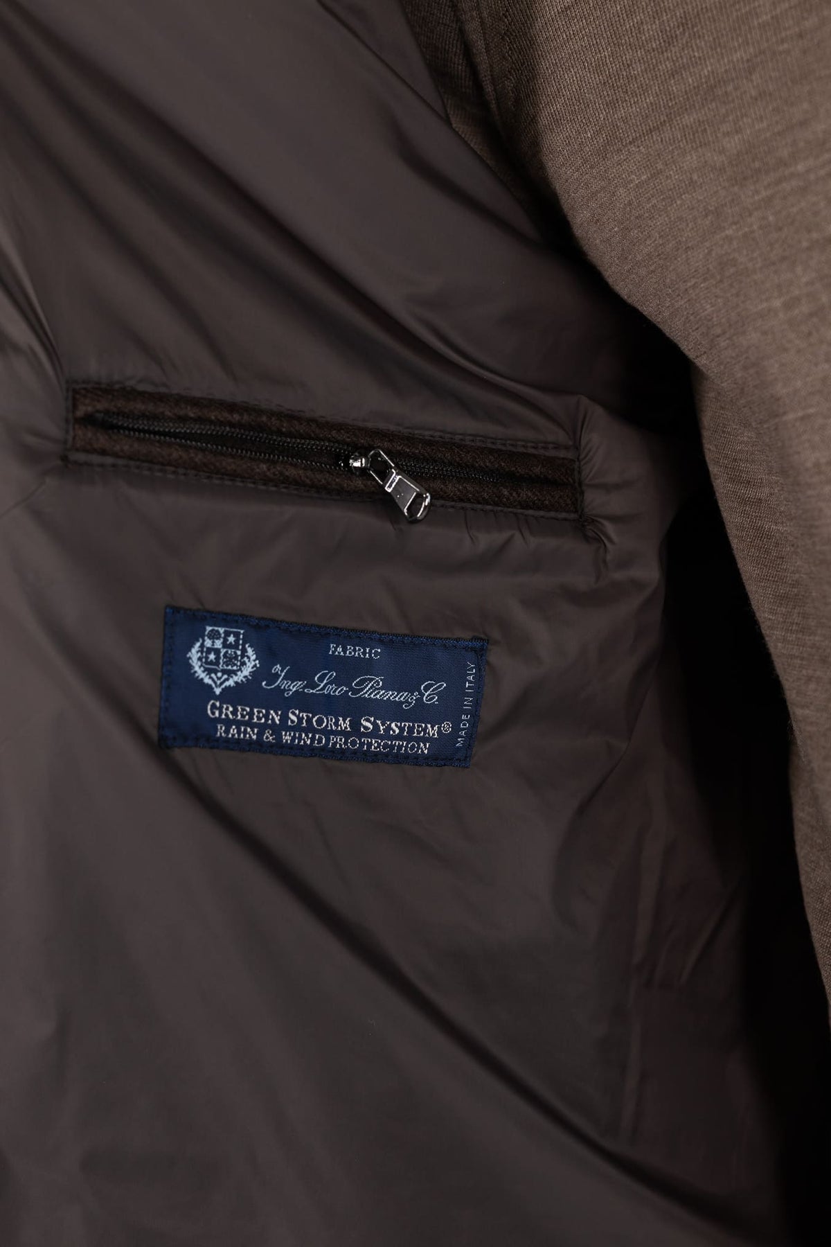 GUARINO Gilet Tessuto Loro Piana Storm System® Moro