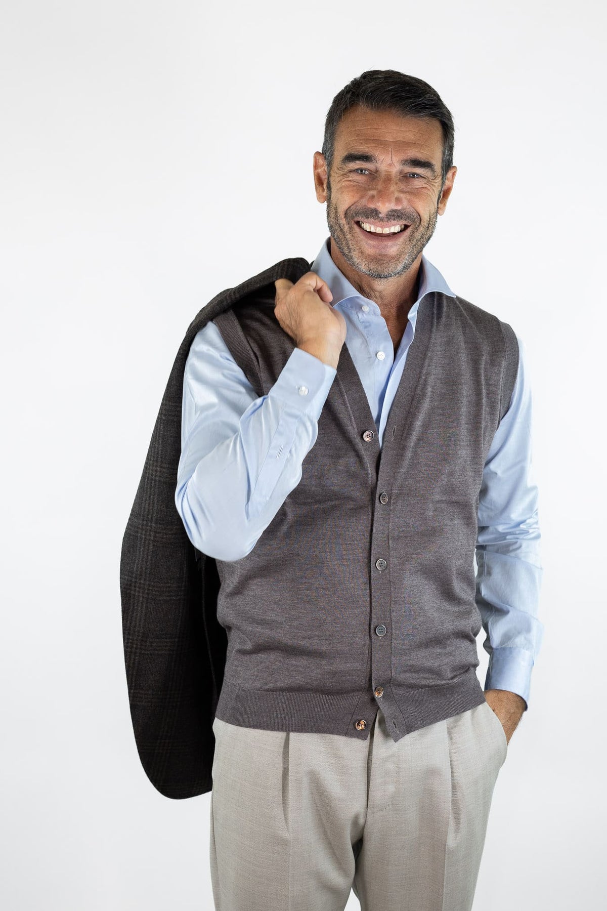 GUARINO Gilet Cashmere Bottoni Tortora