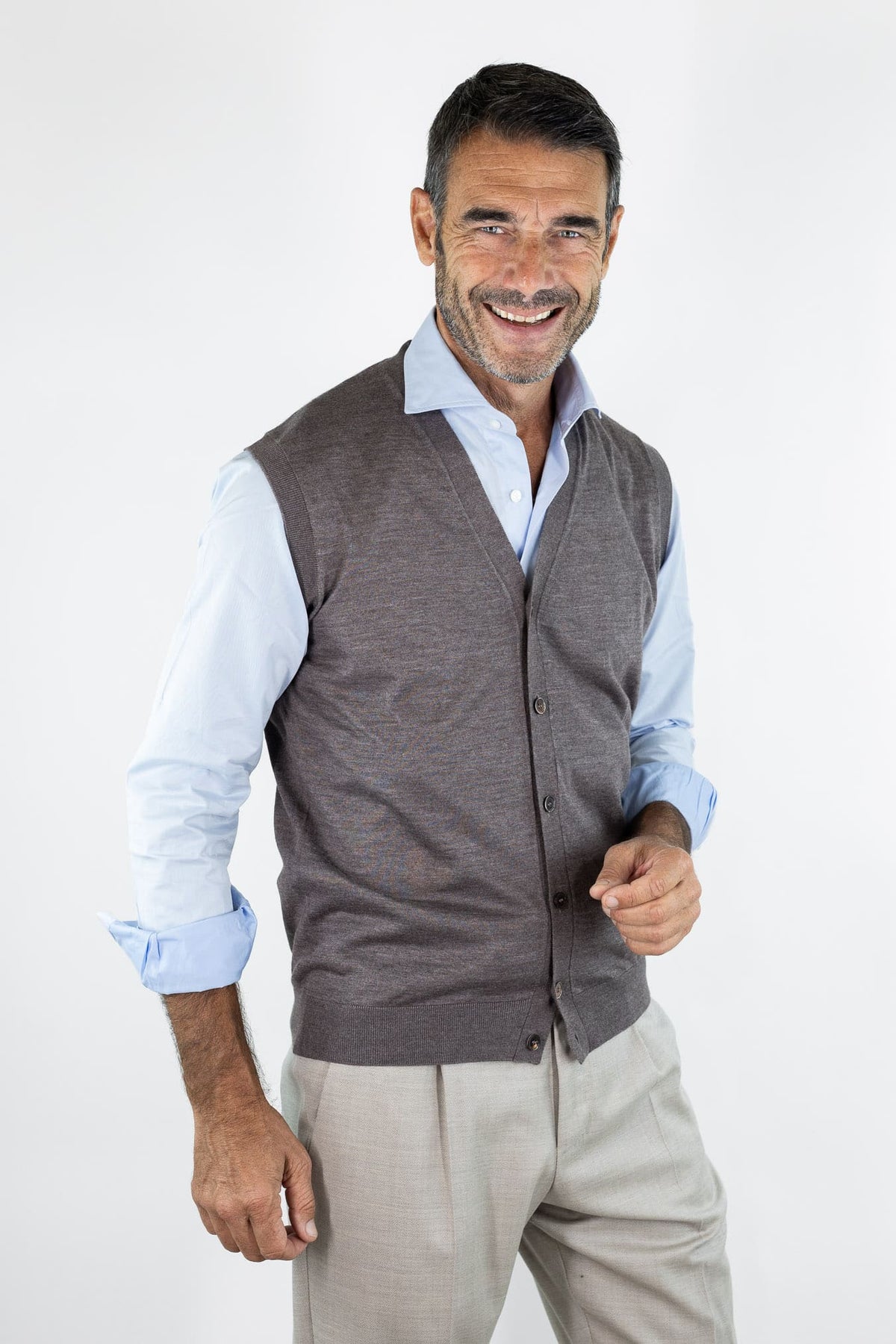GUARINO Gilet Cashmere Bottoni Tortora