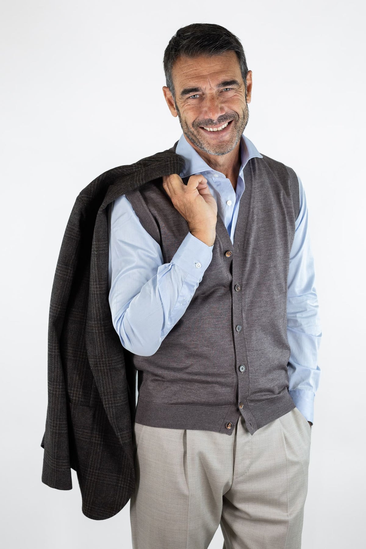GUARINO Gilet Cashmere Bottoni Tortora