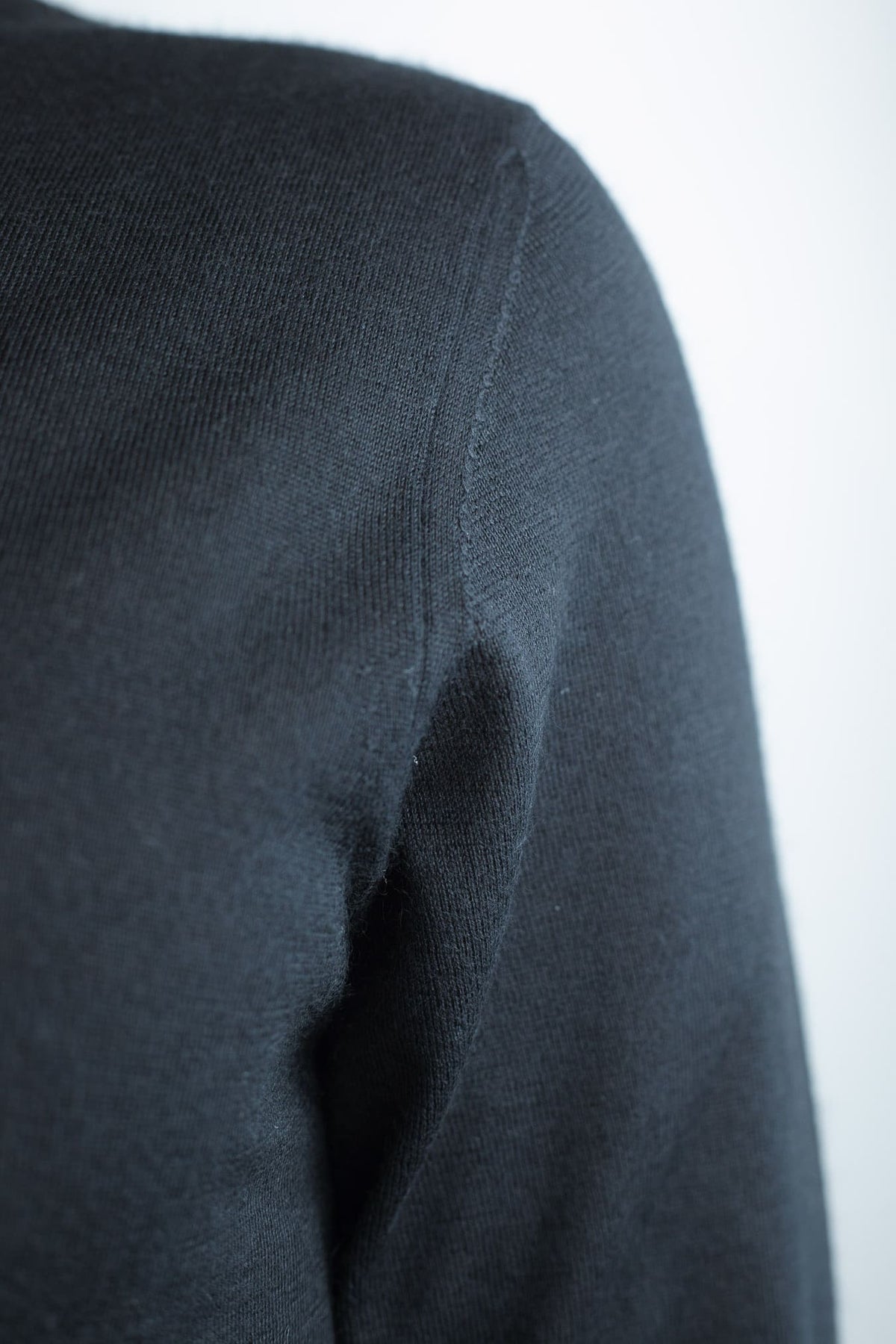 GUARINO Dolcevita Cashmere e Seta Superlight Nero
