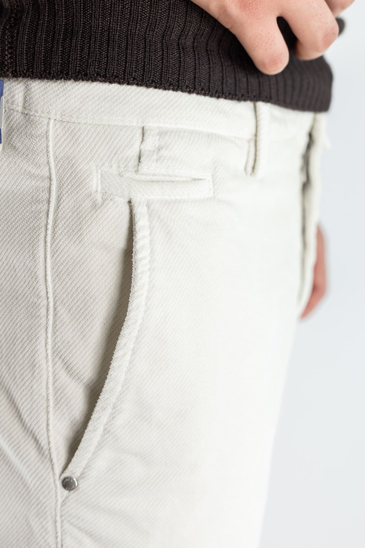 JACOB COHEN Pantaloni "Bobby" Diagonale Velluto Panna