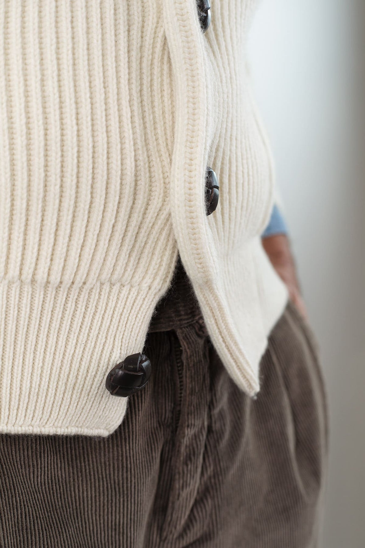 MC GEORGE OF SCOTLAND Cardigan Sciallato Lana Cashmere Bianco
