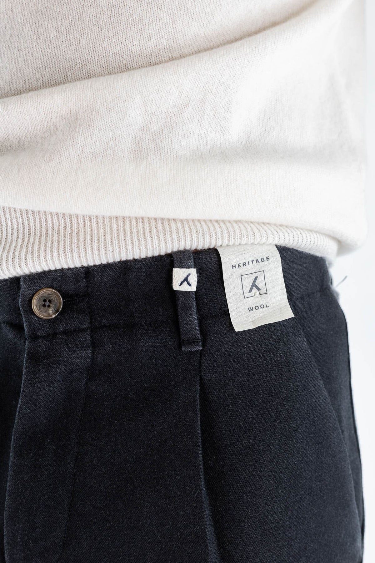 MYTHS Pantaloni Lana Washed Nero