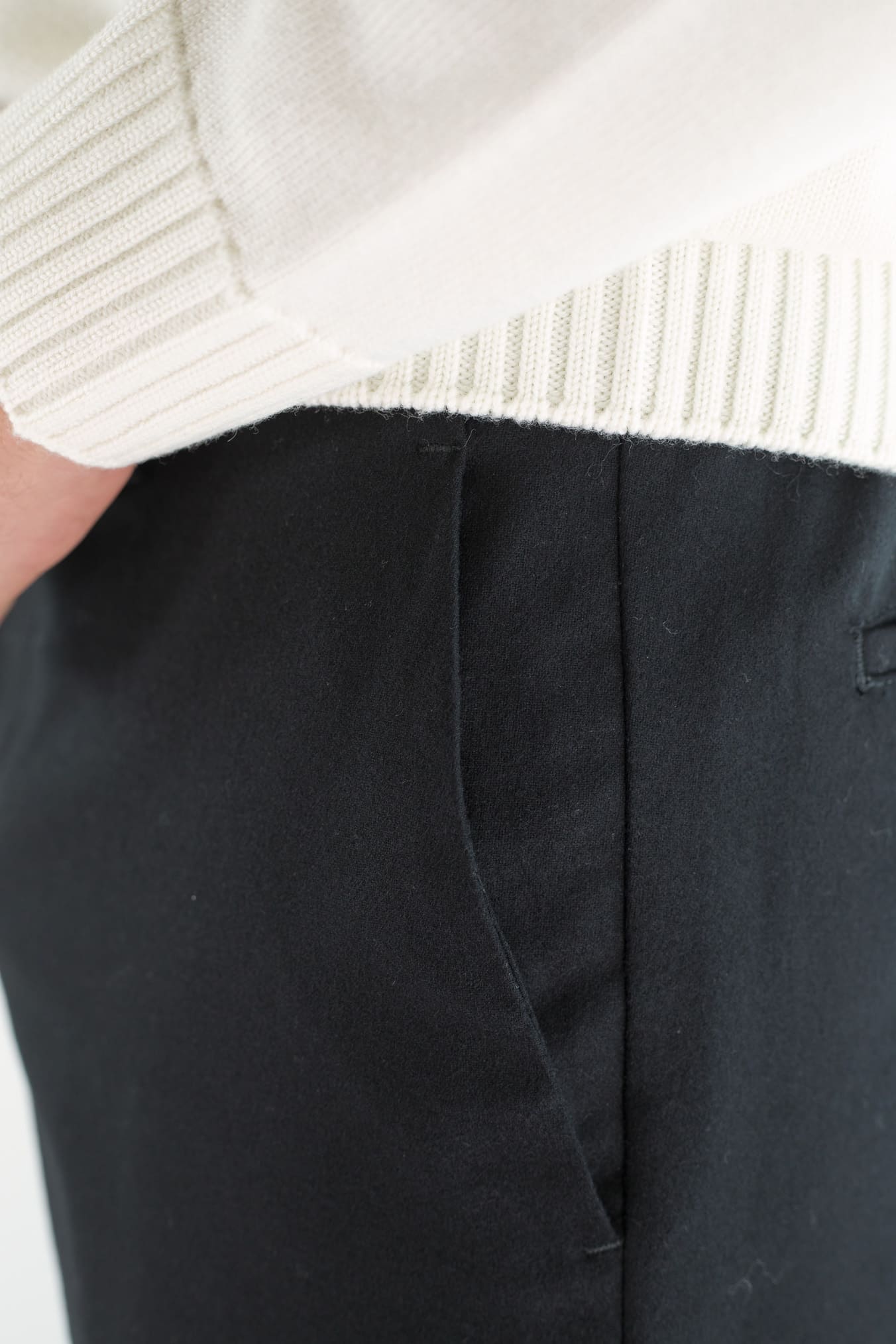 PESCAROLO Pantaloni "Evo" Lana Cashmere Nero