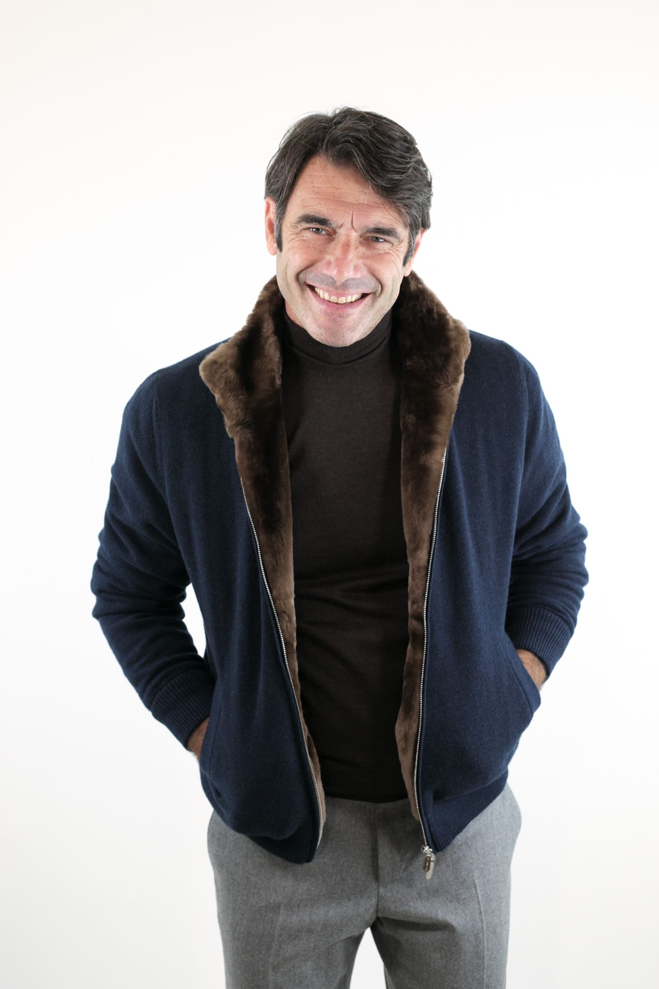 SVEVO PARMA Bomber Maglia Cashmere Castorino Blu
