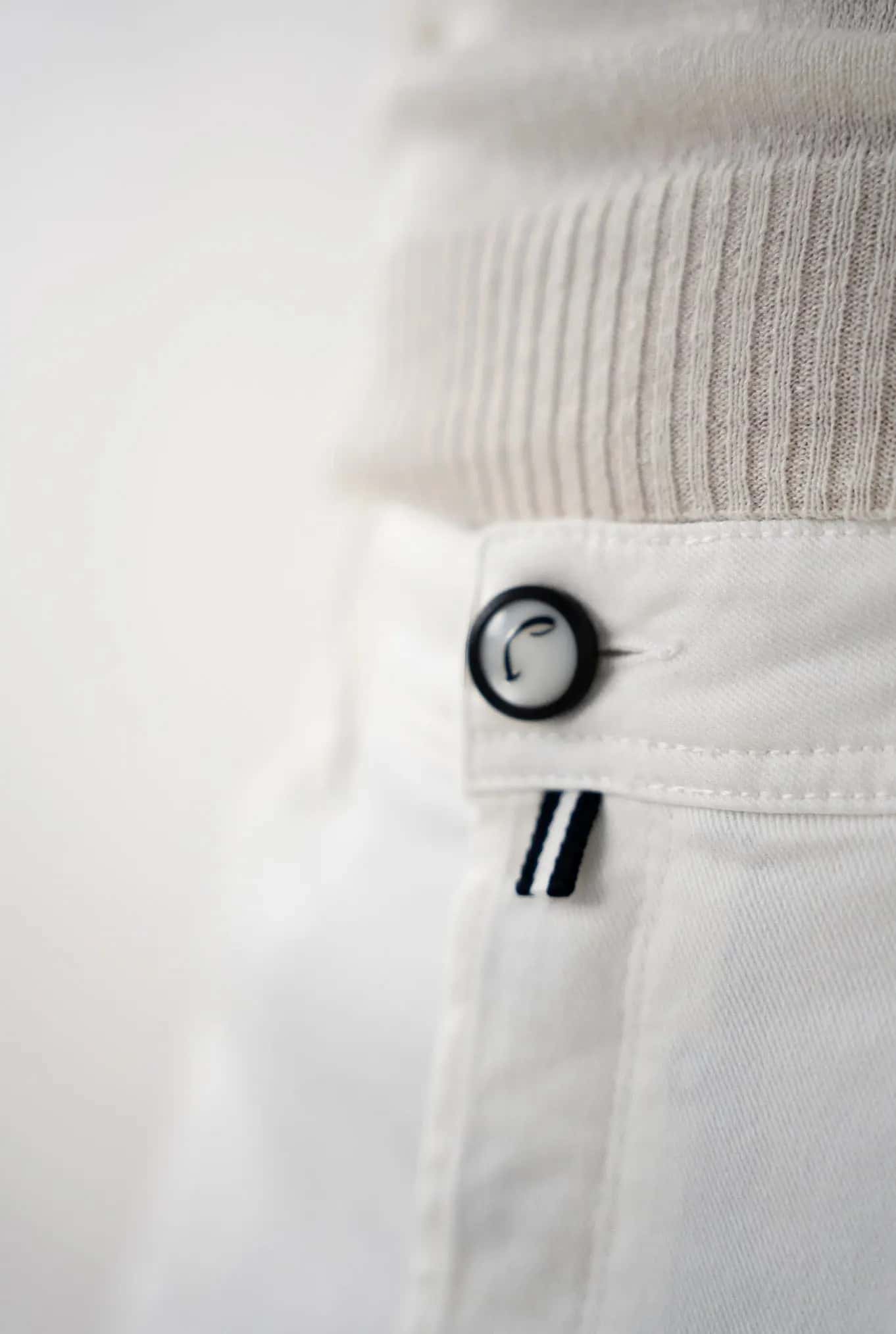 Pantaloni "Scott" Cropped Carrot Fit Bianco LIMITED EDITIONS - Guarino Store