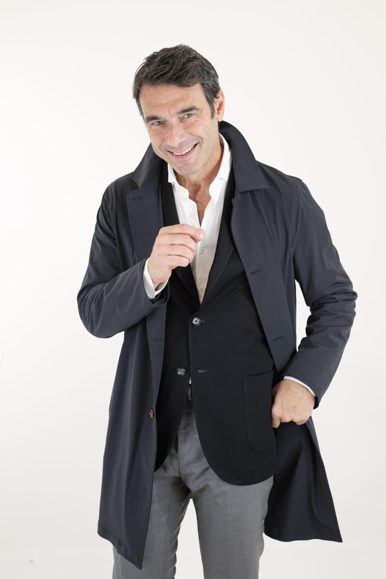 KIRED Black Reversible Waterproof Overcoat