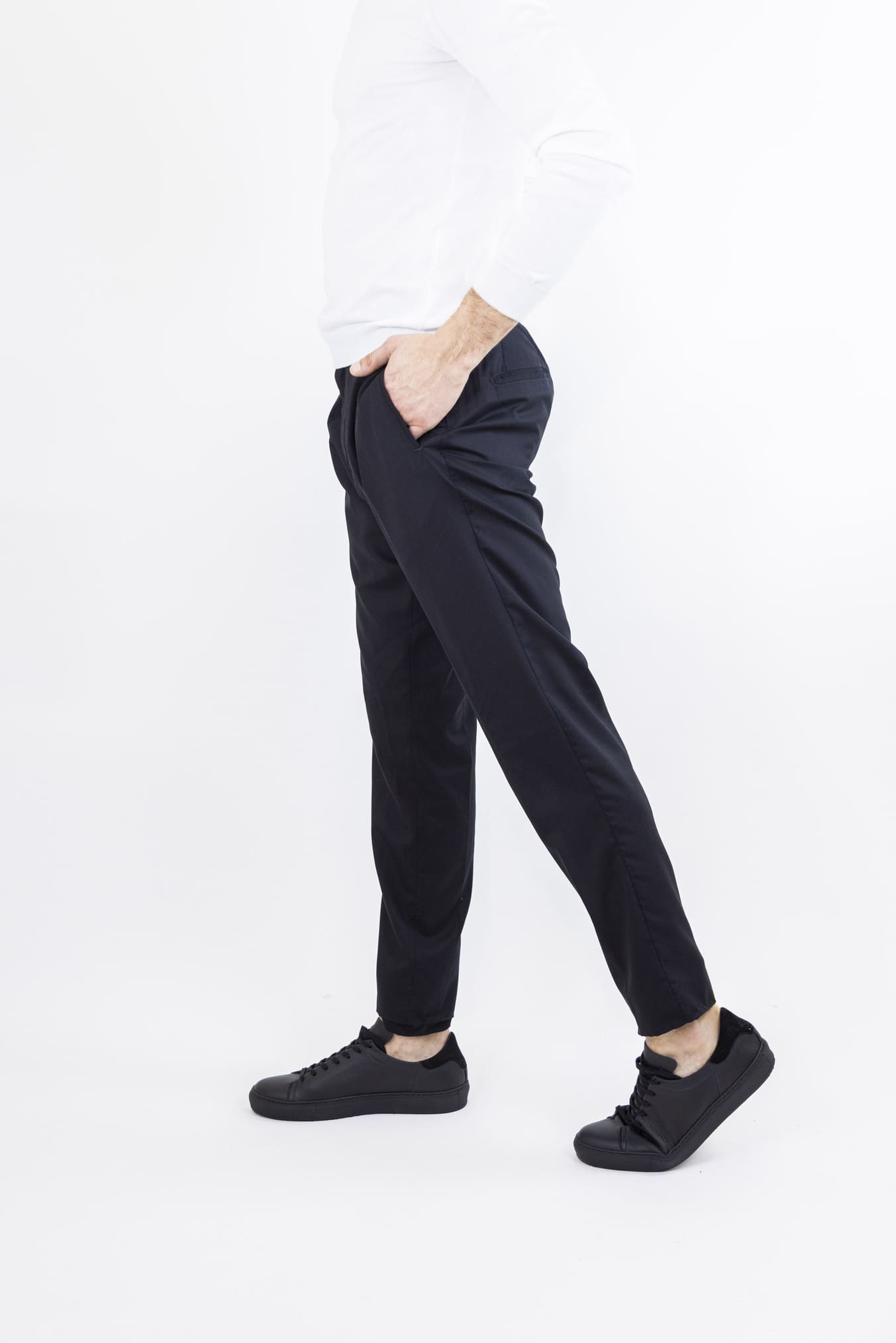 PESCAROLO Pantaloni mod.Chiaia con Pinces Superlight Lana e Seta Nero