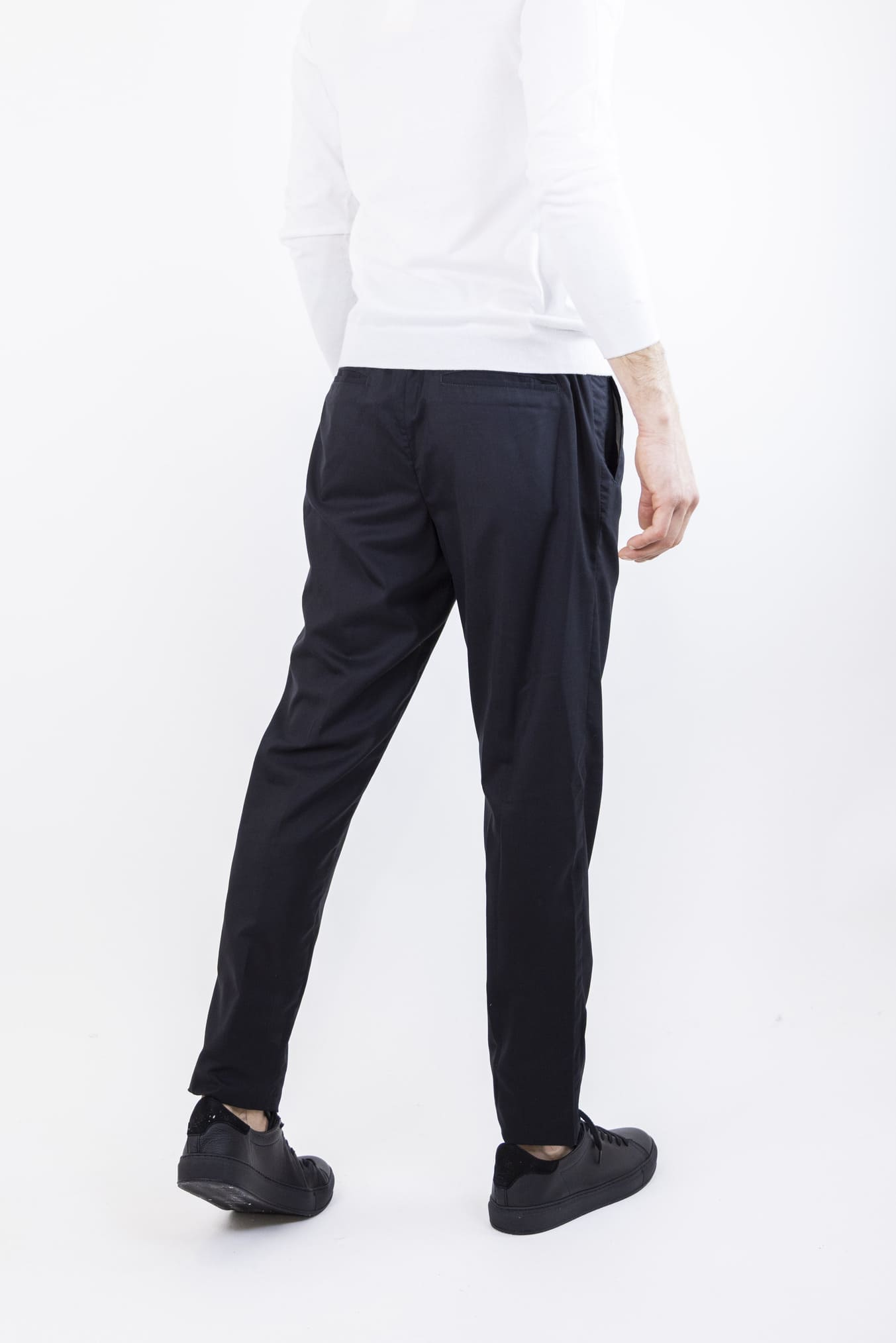 PESCAROLO Pantaloni mod.Chiaia con Pinces Superlight Lana e Seta Nero