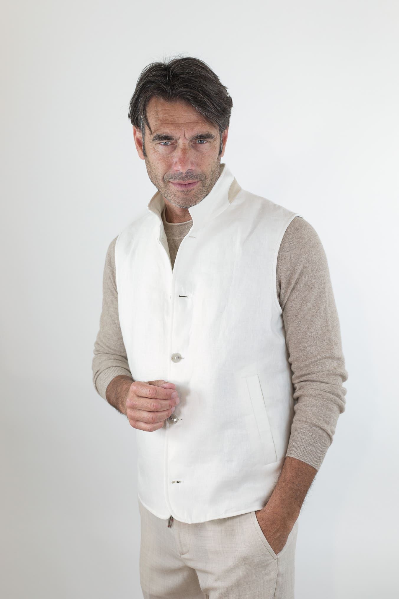 BARBA Gilet in Lino Bianco