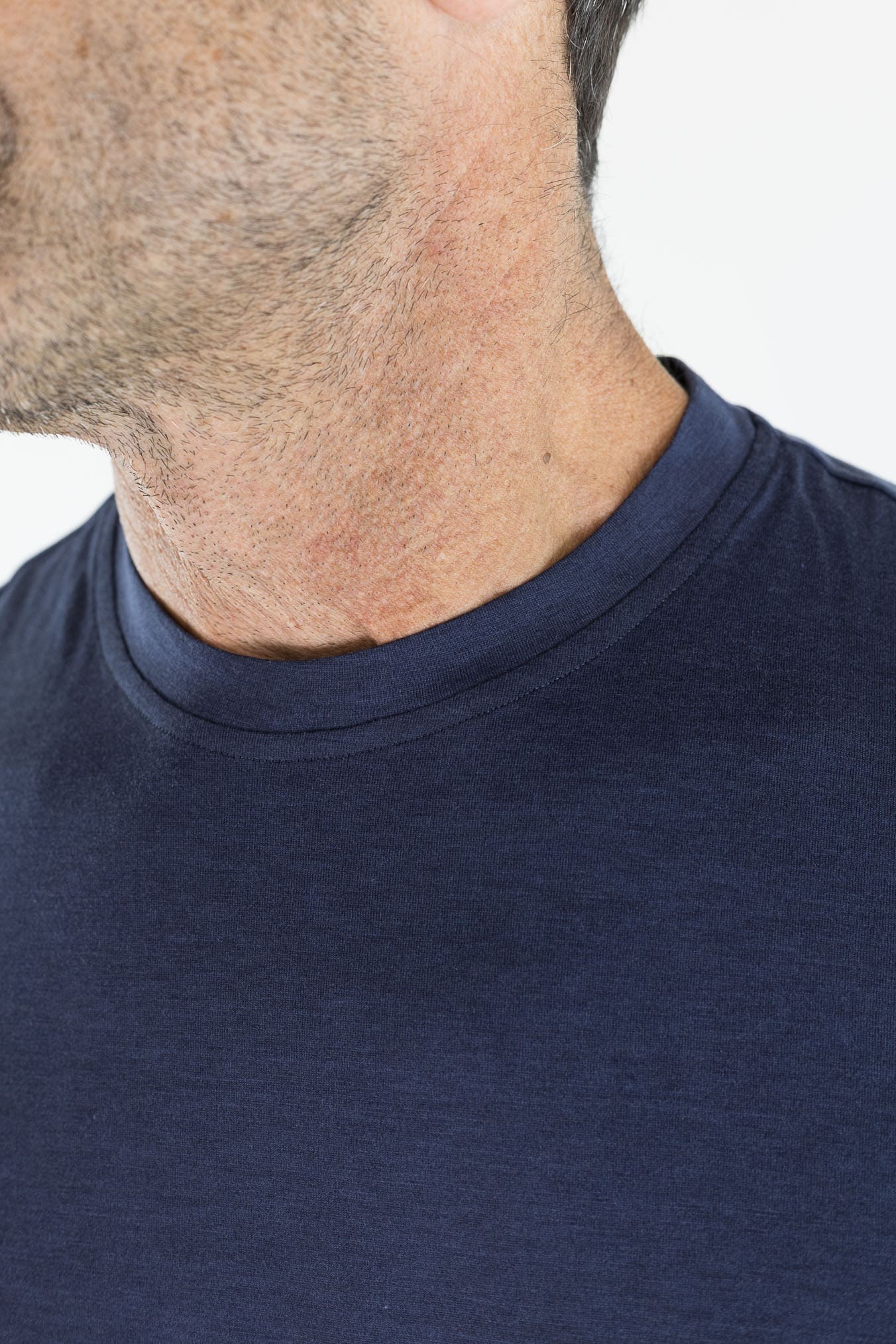 ISAIA T-Shirt Seta e Cotone Blu