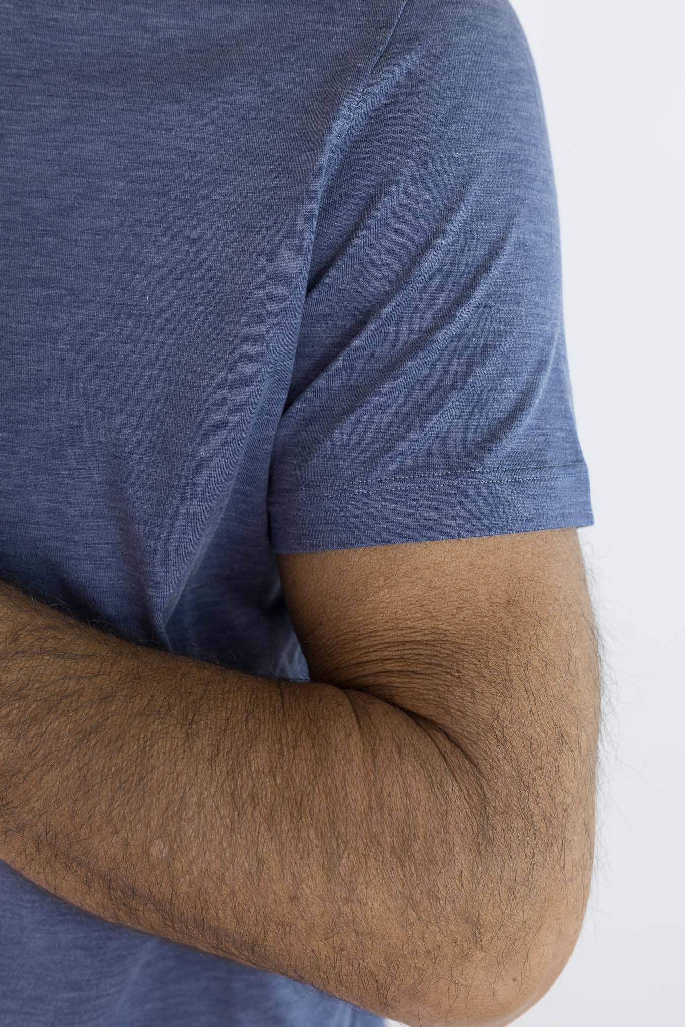 ISAIA T-Shirt Seta e Cotone Blu Denim