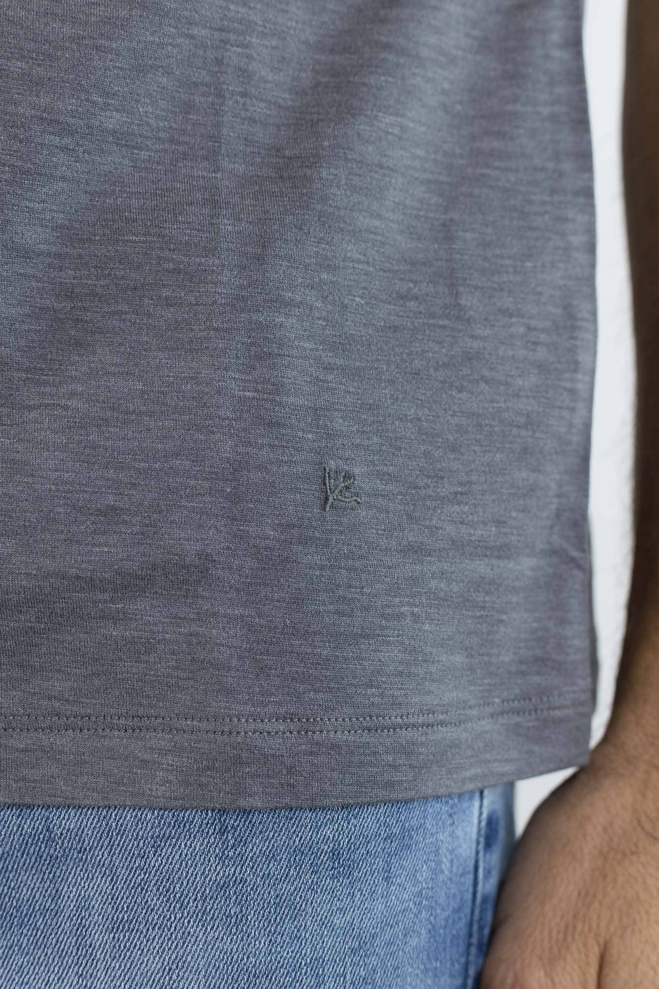 ISAIA T-Shirt Seta e Cotone Grigio