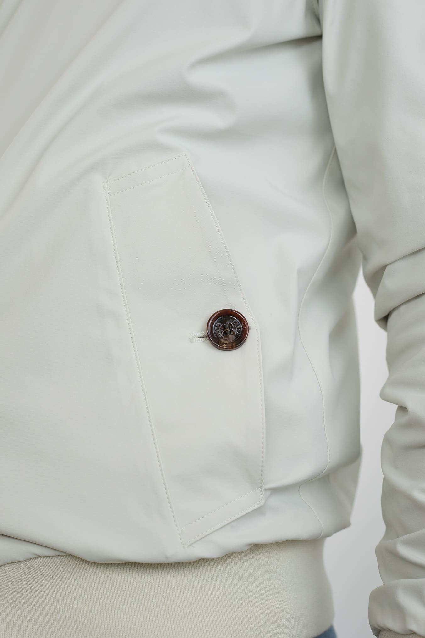 KIRED Giubbino Reversibile Bicolore Beige e Bianco