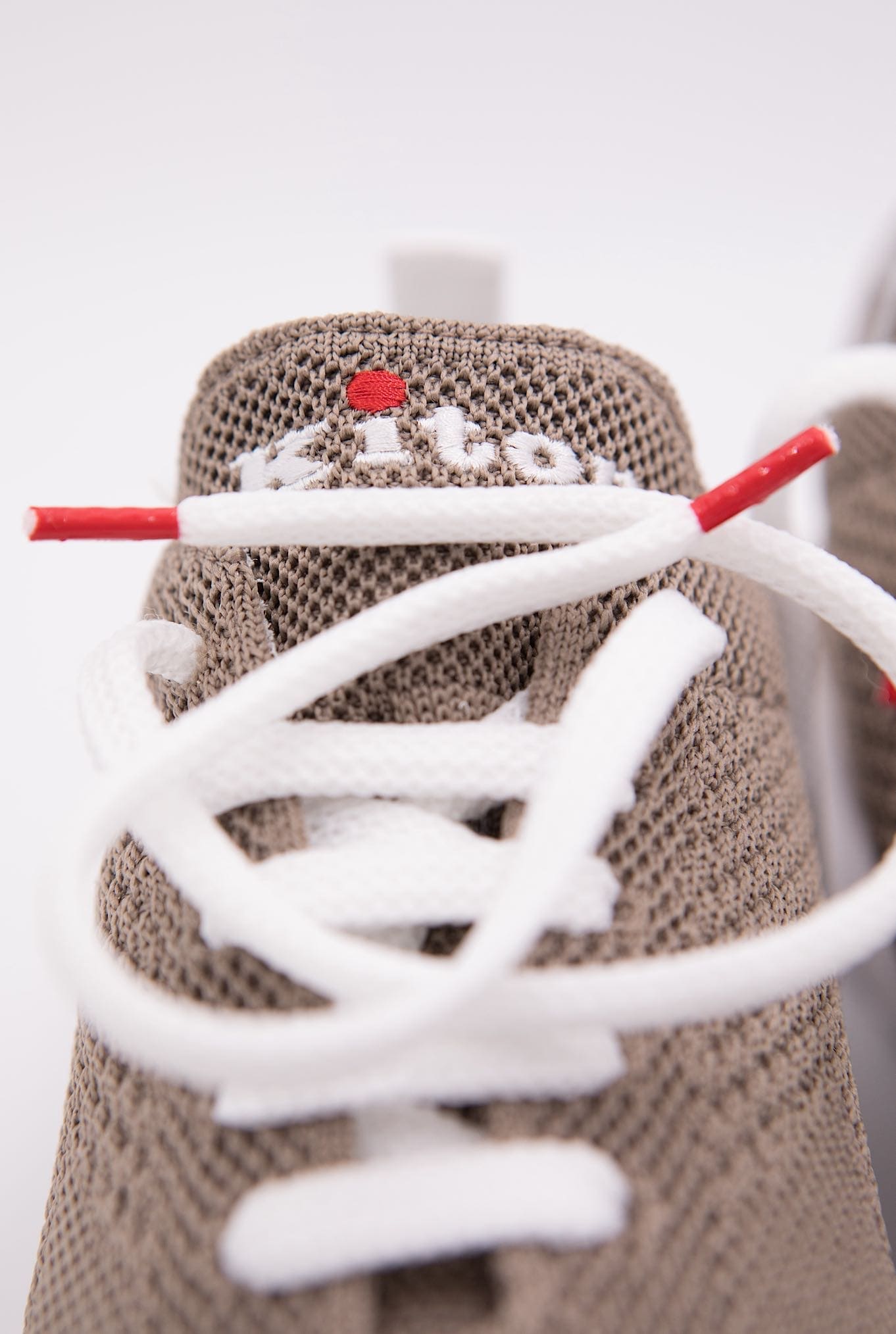 Sneaker "Fit" in Maglia Beige