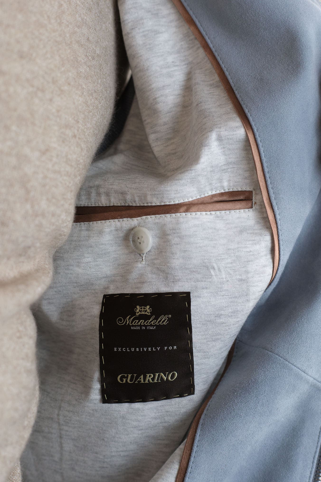 MANDELLI Gilet Suede Celeste Polvere