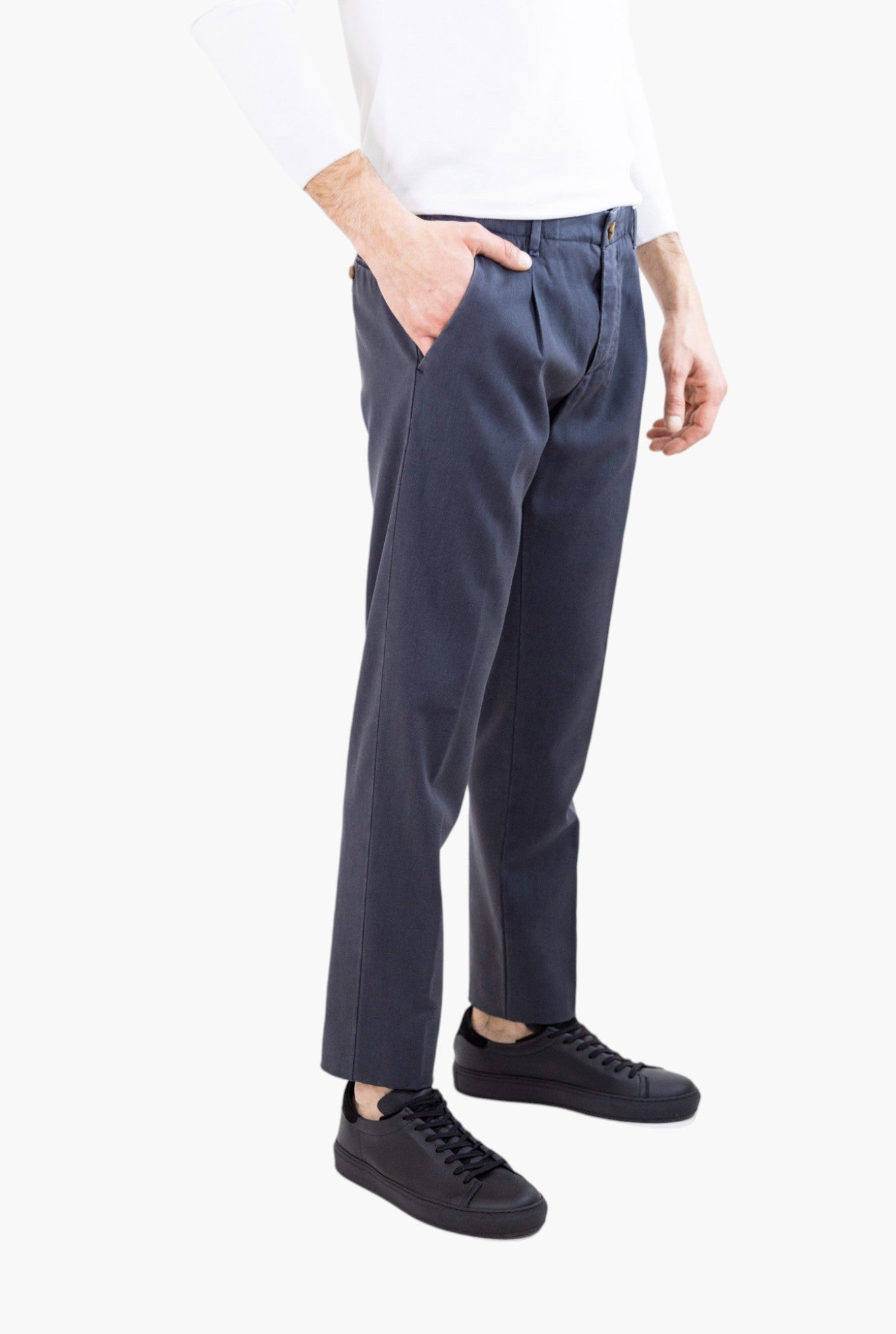 MYTHS Pantaloni Fresco Lana con Pinces Nero