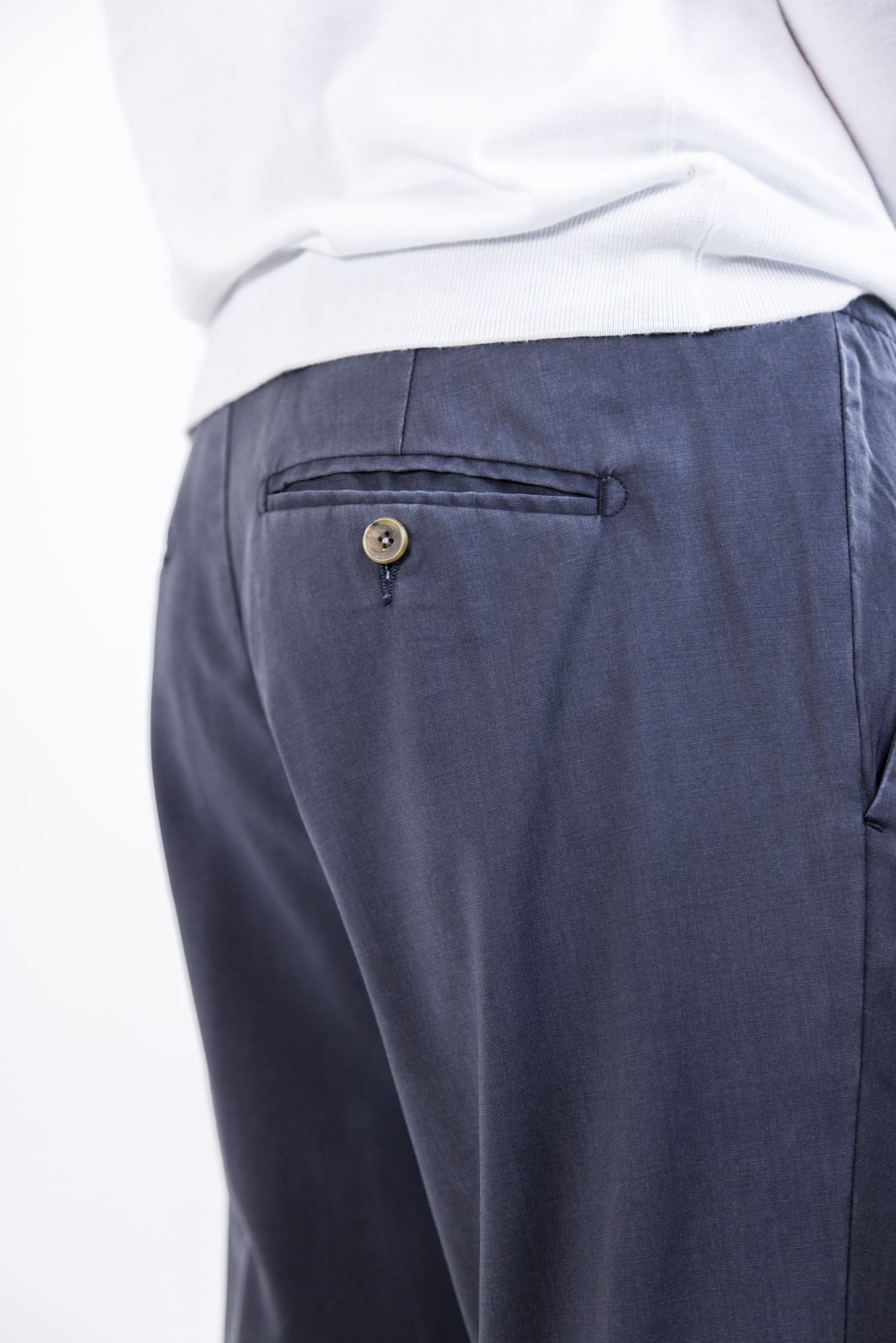 MYTHS Pantaloni Fresco Lana con Pinces Nero