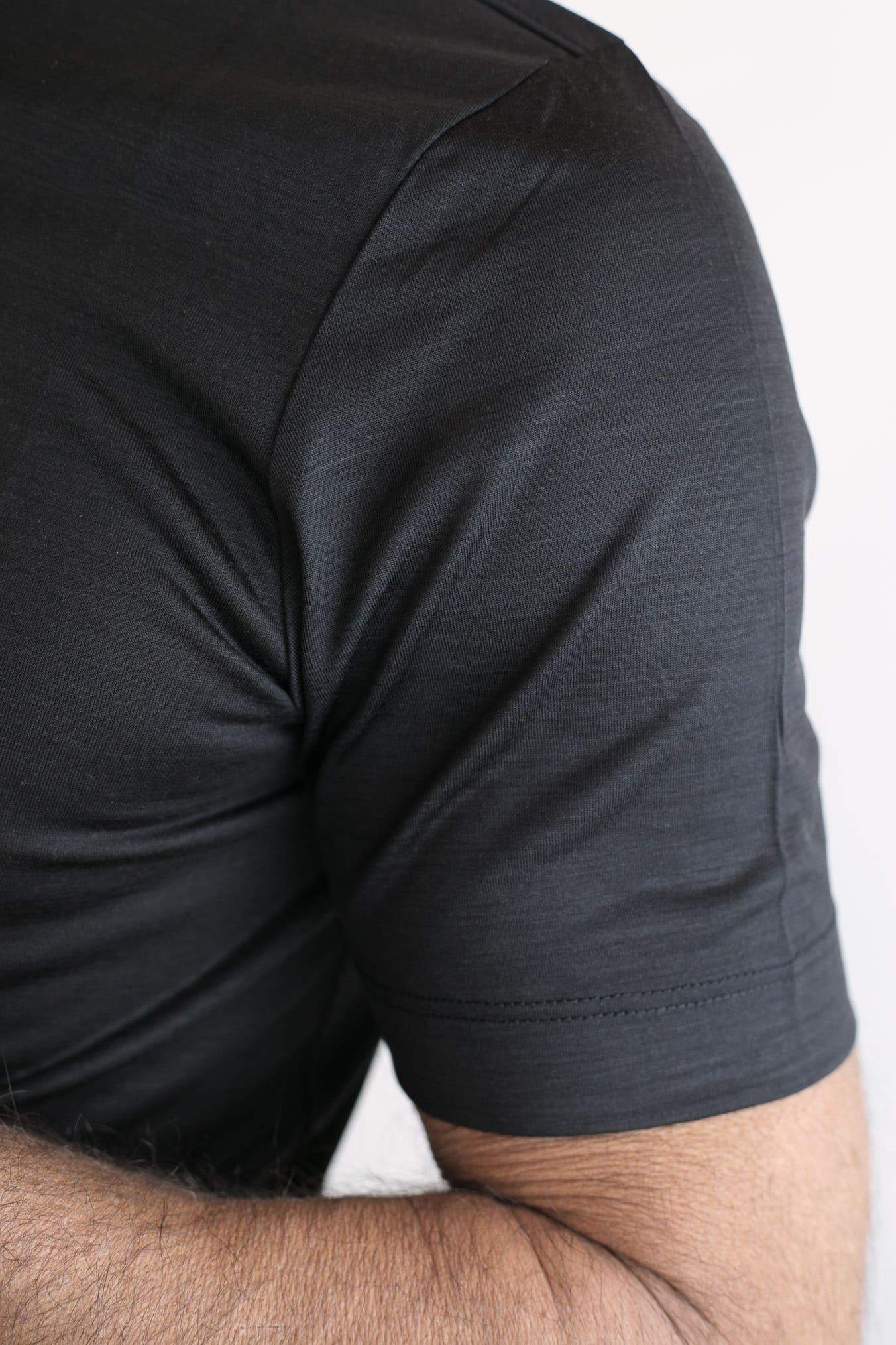 PESCAROLO T-Shirt James Jersey Lana Nero